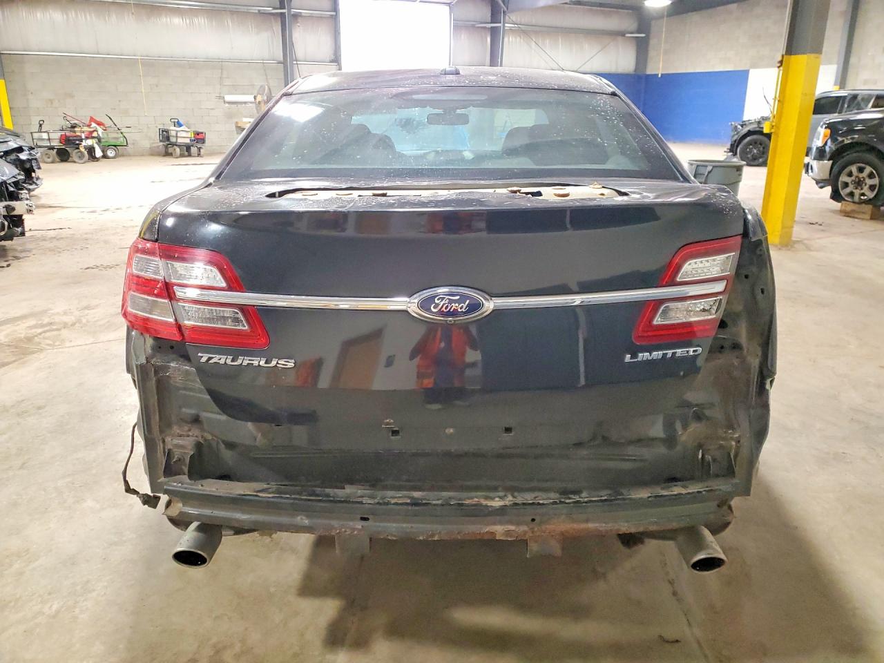 2015 Ford Taurus Limited Black vin: 1FAHP2F81FG118507