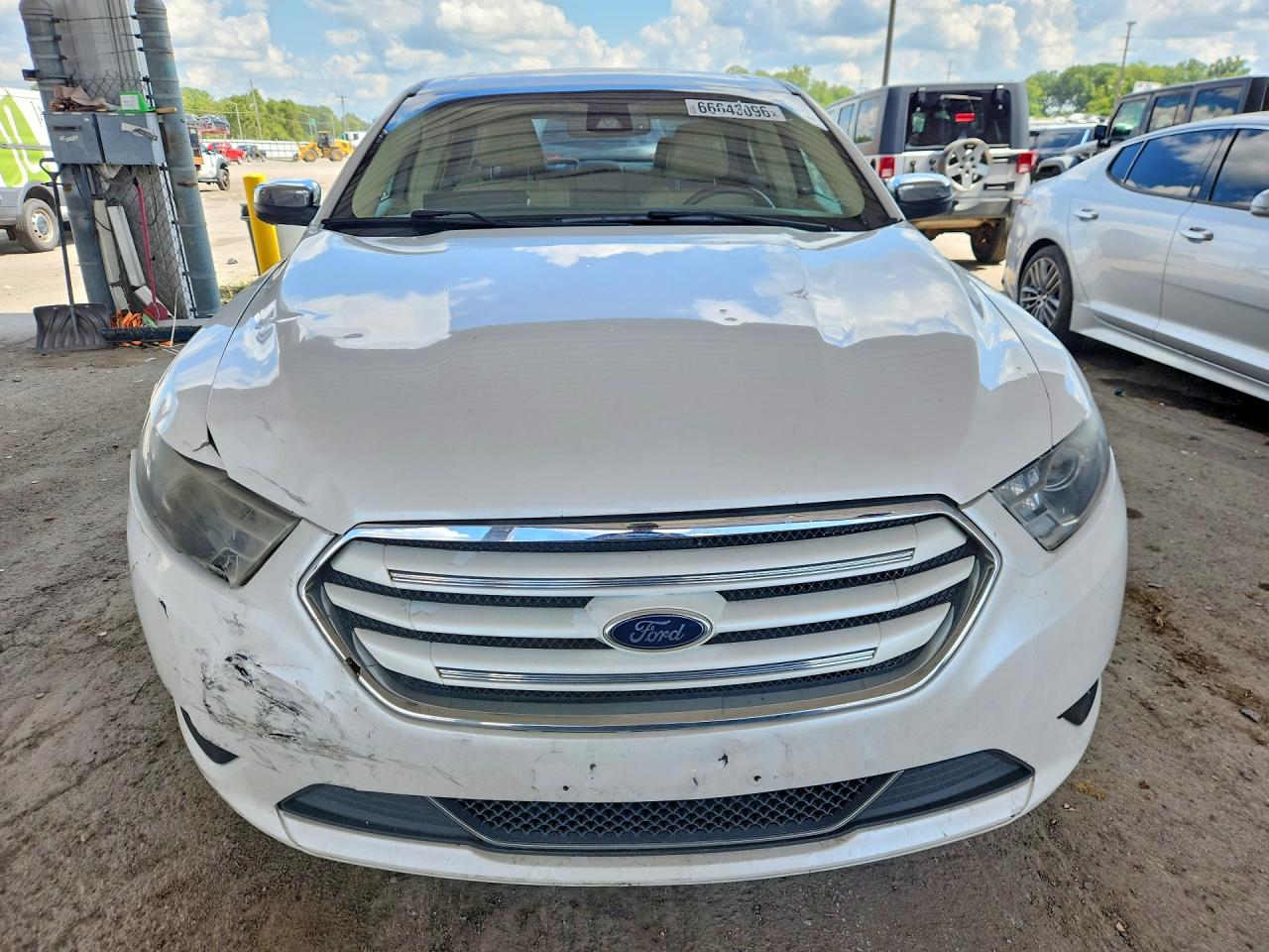 2015 Ford Taurus Limited White vin: 1FAHP2F81FG121035