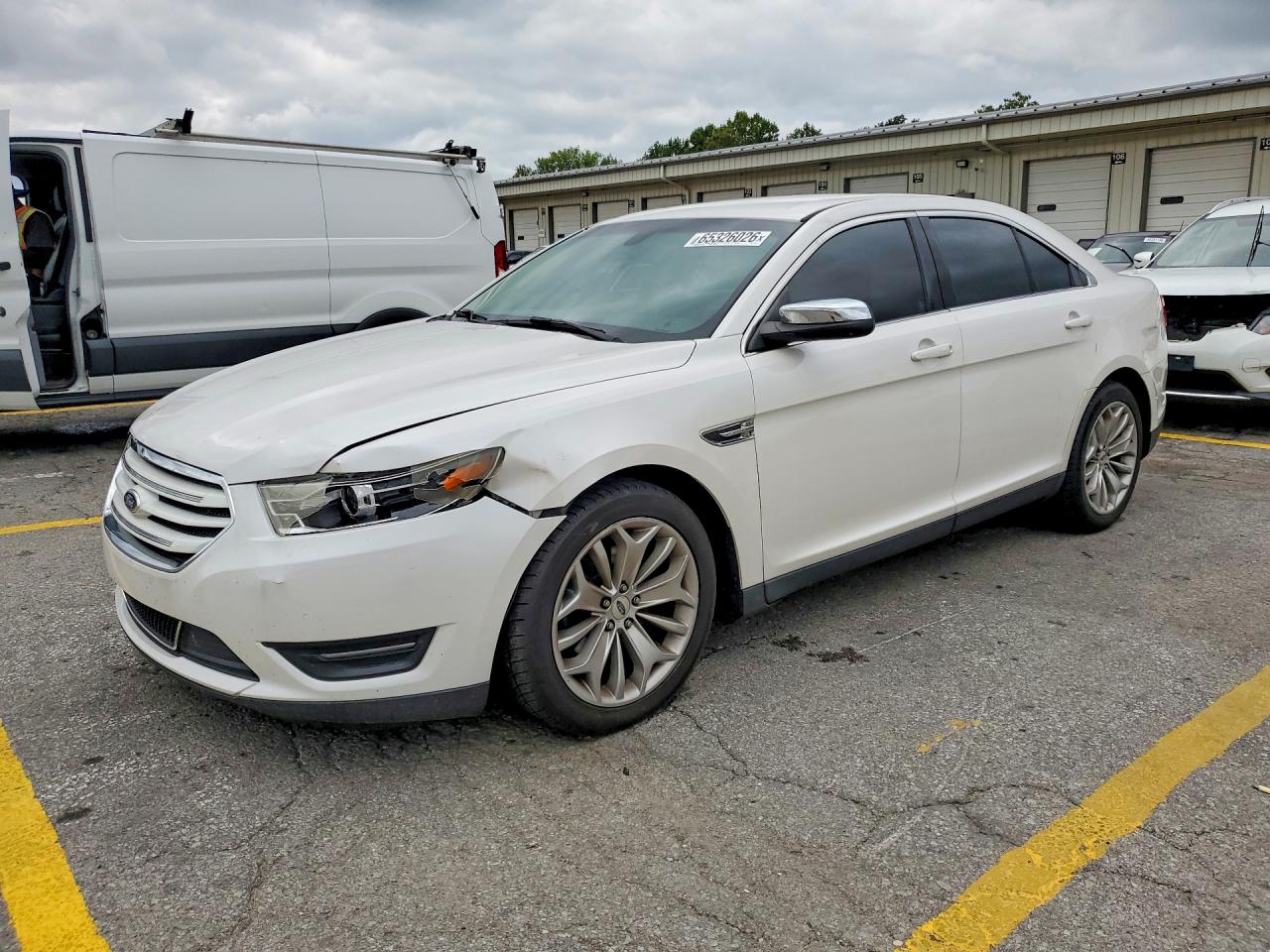 2015 Ford Taurus Limited White vin: 1FAHP2F81FG170719