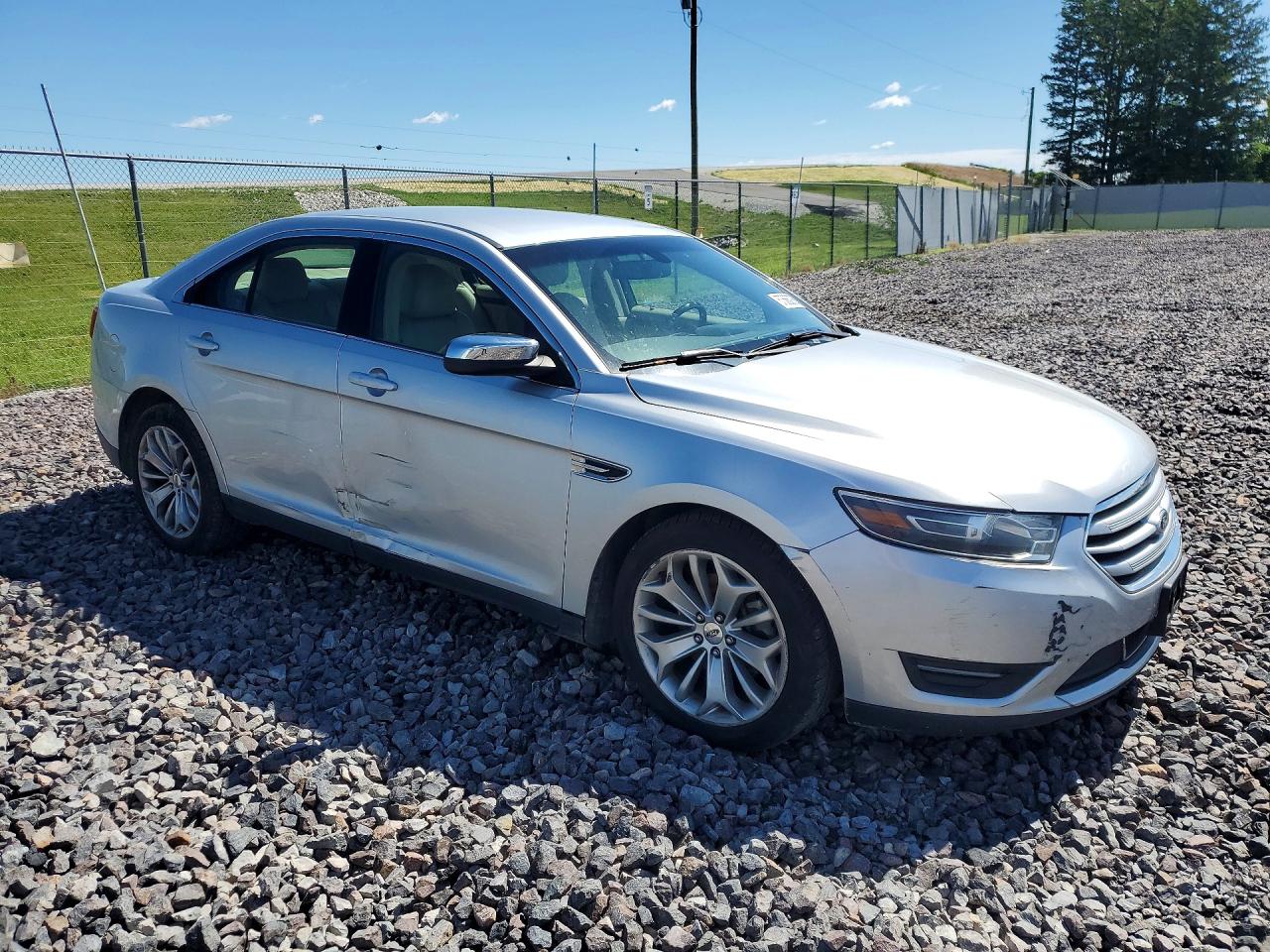 2015 Ford Taurus Limited Серебряный vin: 1FAHP2F81FG171305