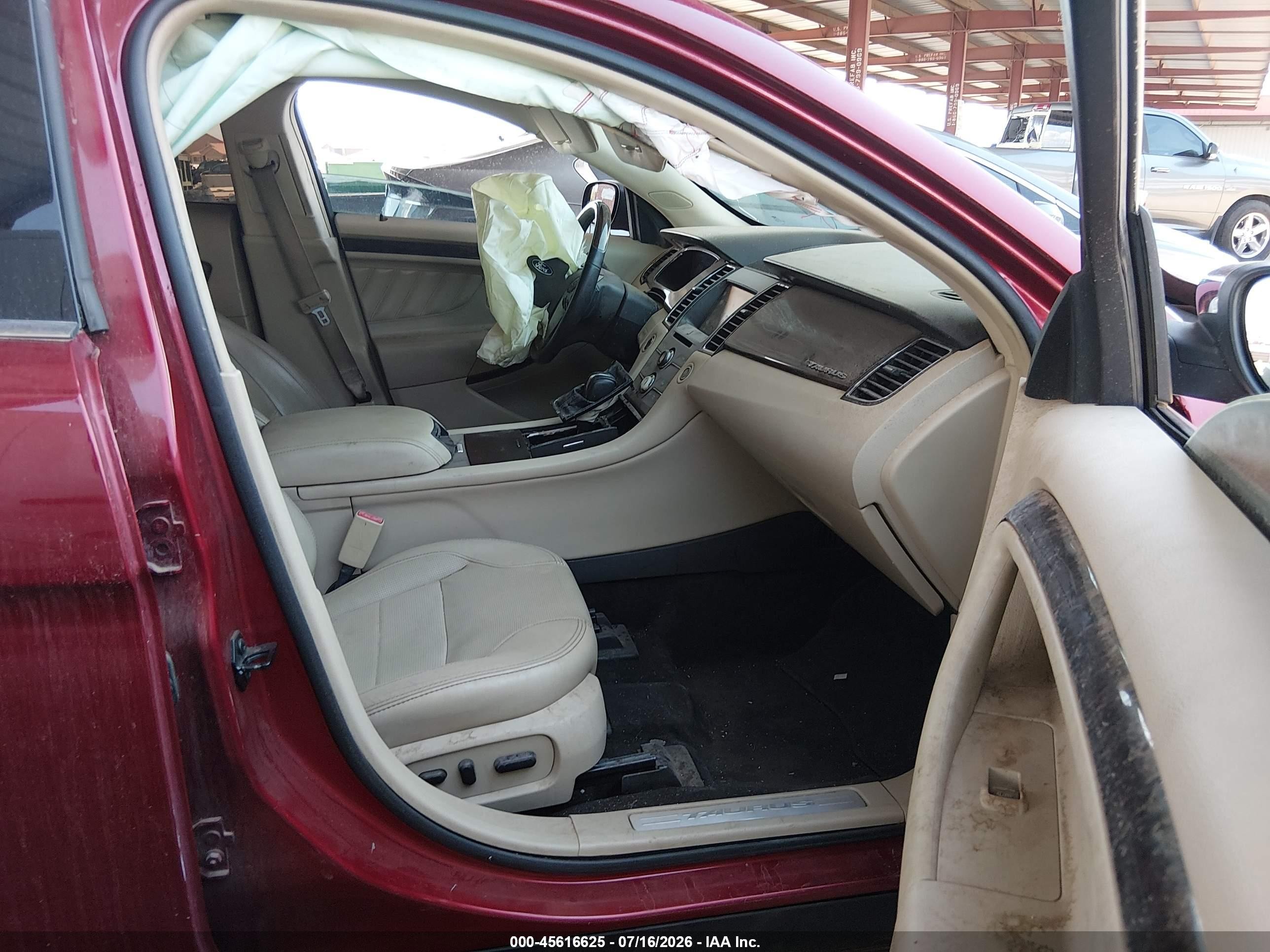 2015 Ford Taurus Limited Красный vin: 1FAHP2F81FG199797