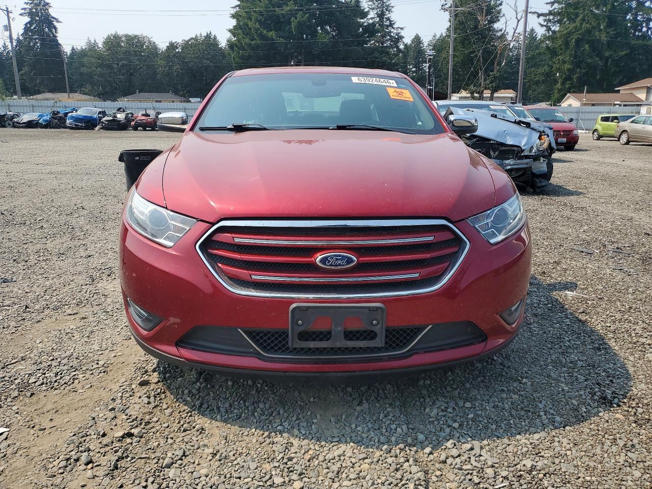 2013 Ford Taurus Limited Red vin: 1FAHP2F82DG126029
