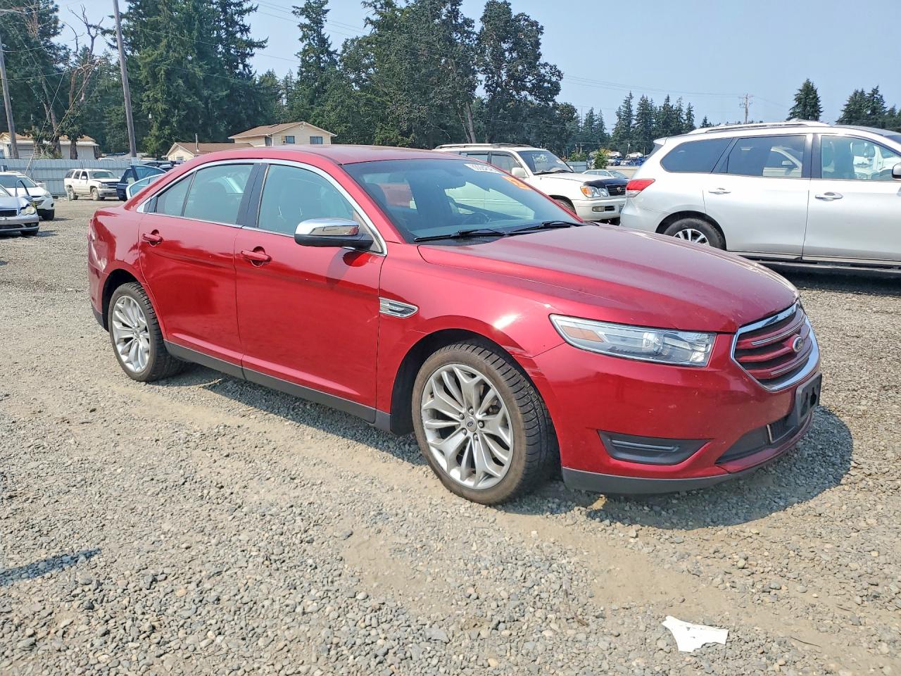 2013 Ford Taurus Limited Red vin: 1FAHP2F82DG126029