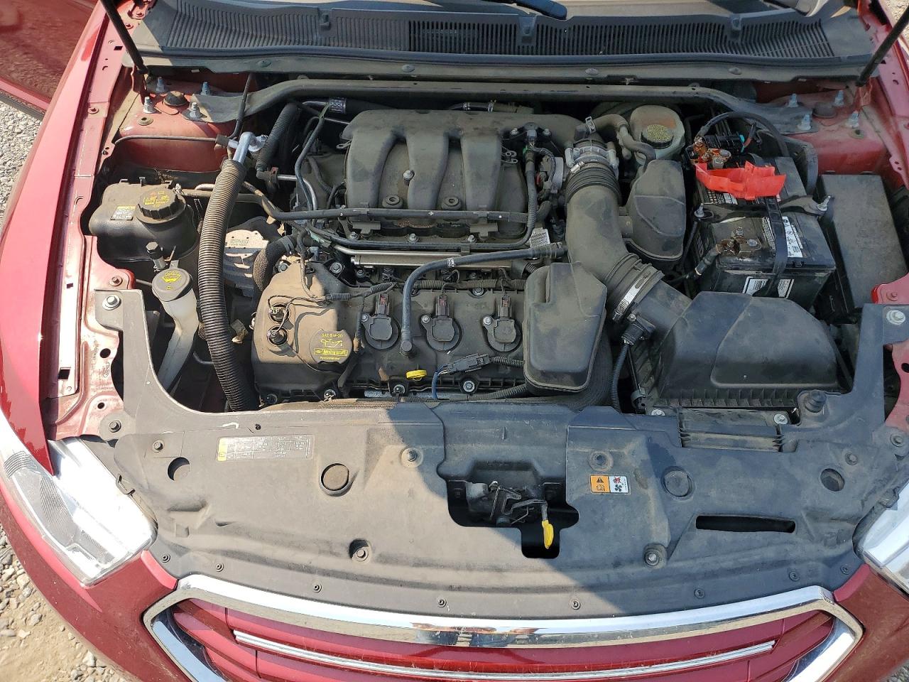 2013 Ford Taurus Limited Red vin: 1FAHP2F82DG126029