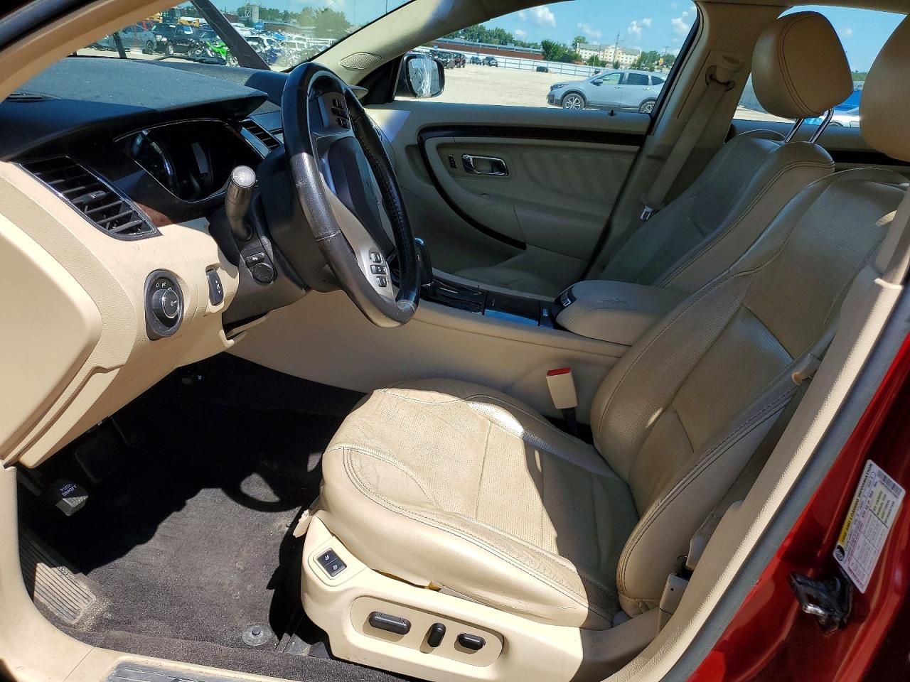 2013 Ford Taurus Limited Red vin: 1FAHP2F82DG153862