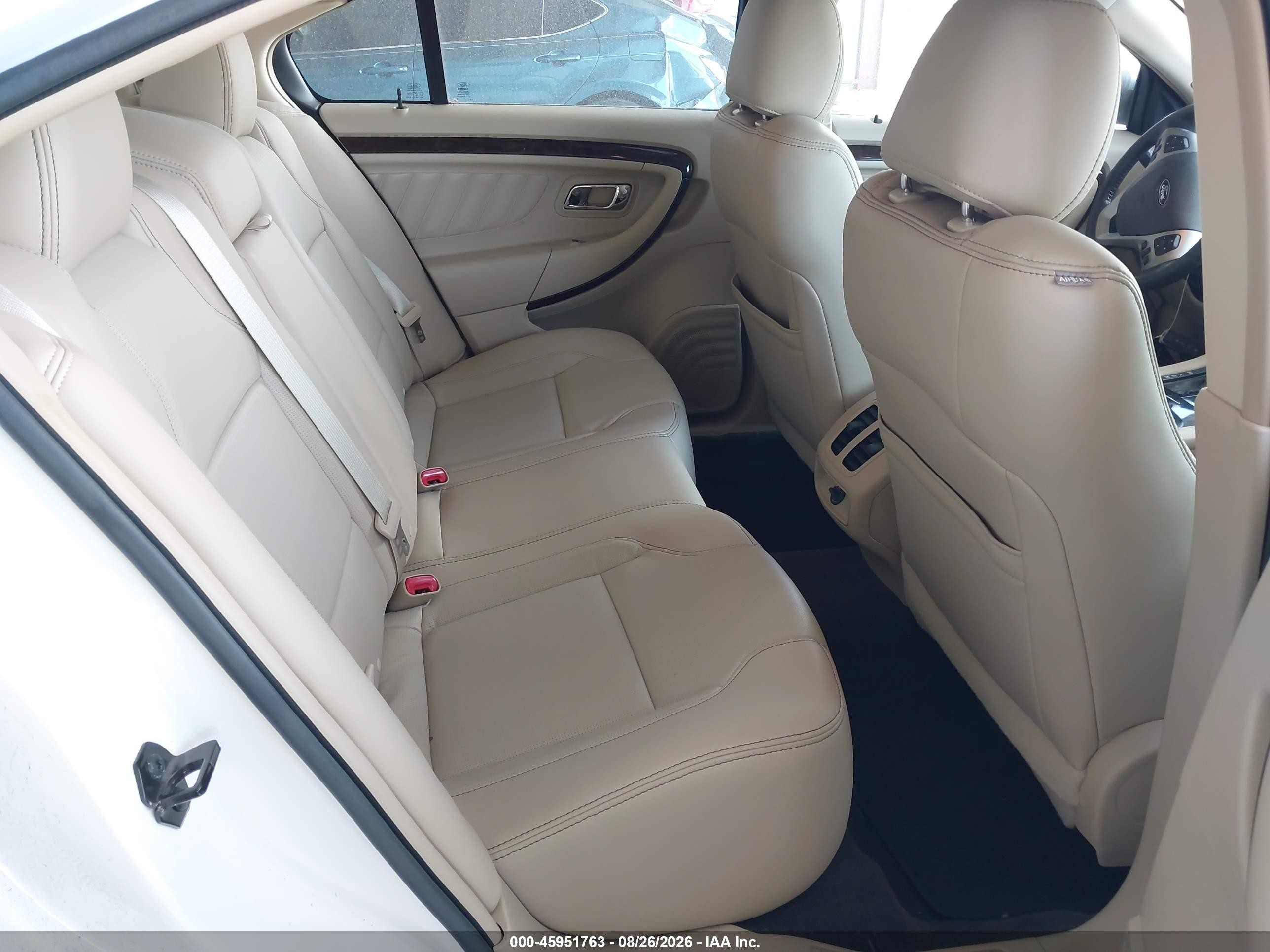 2013 Ford Taurus Limited White vin: 1FAHP2F82DG190250