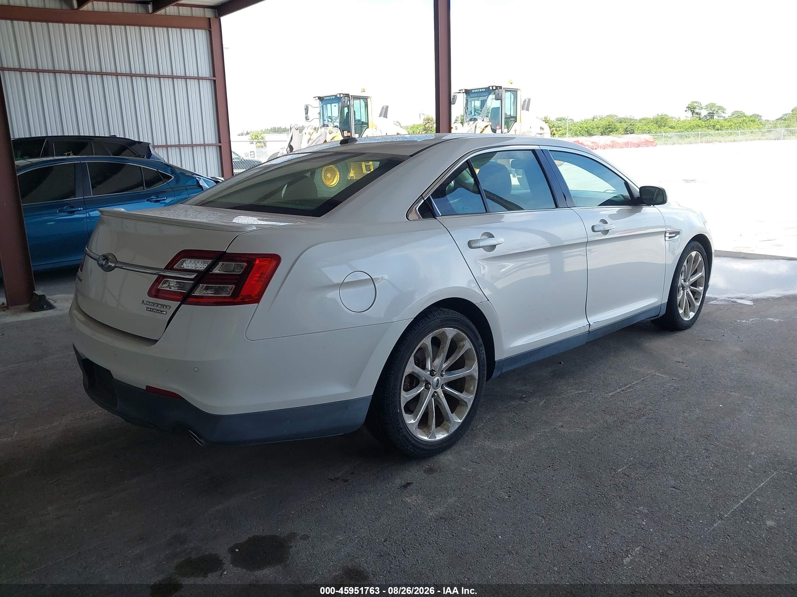2013 Ford Taurus Limited White vin: 1FAHP2F82DG190250