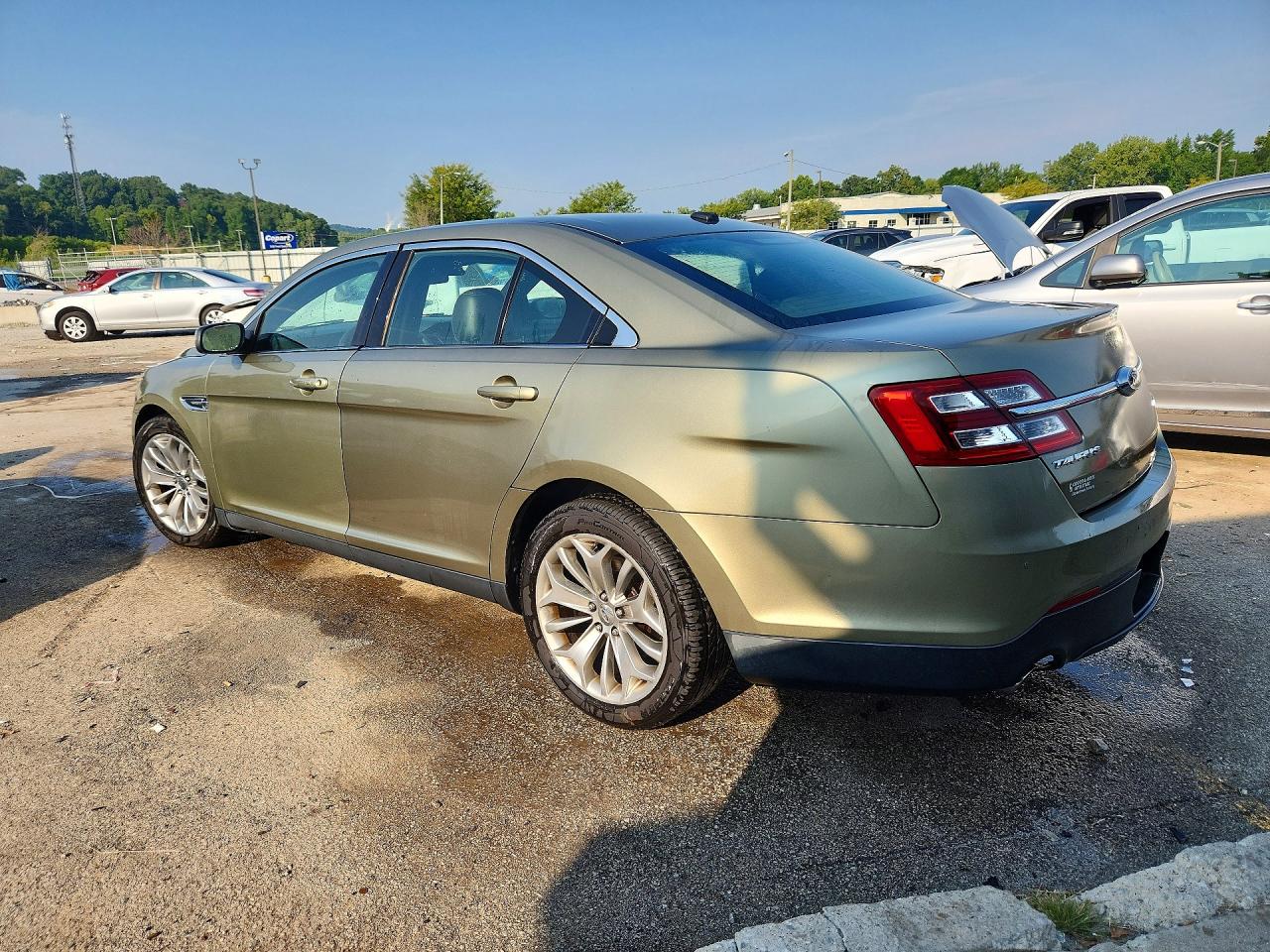 2013 Ford Taurus Limited Green vin: 1FAHP2F82DG208780