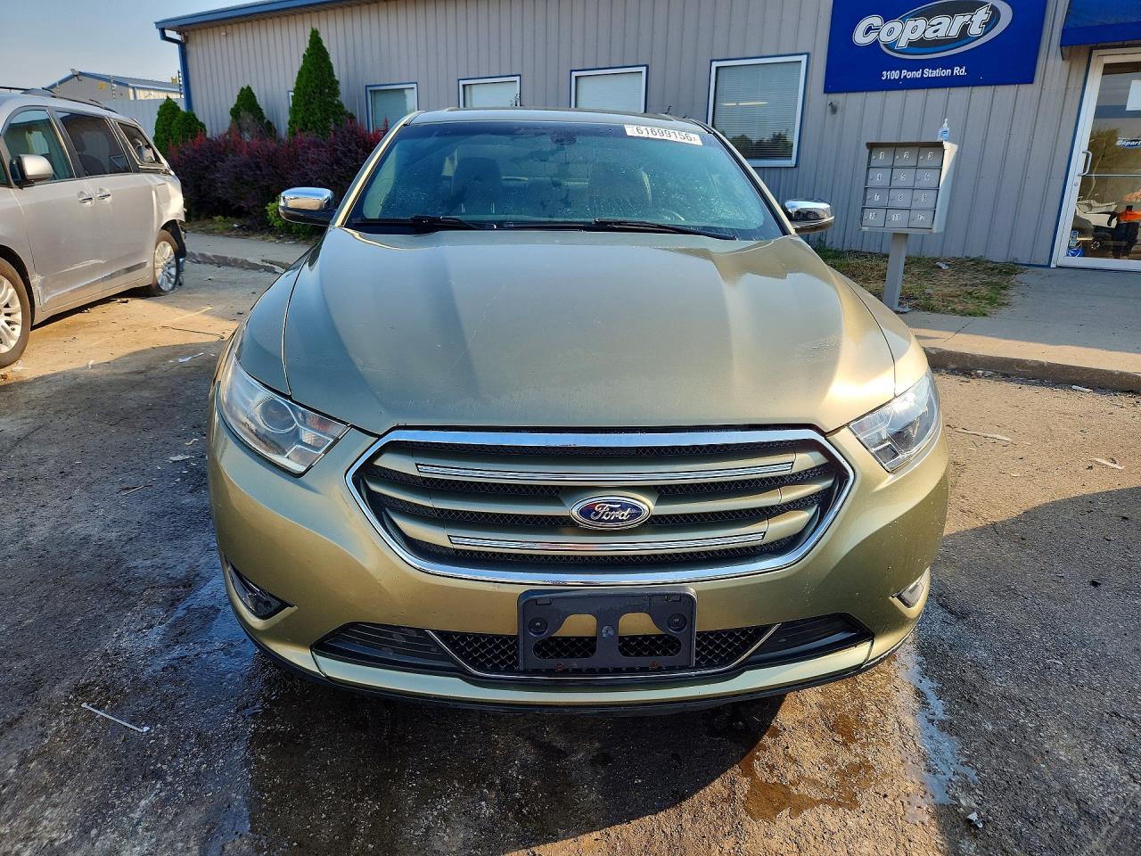 2013 Ford Taurus Limited Green vin: 1FAHP2F82DG208780