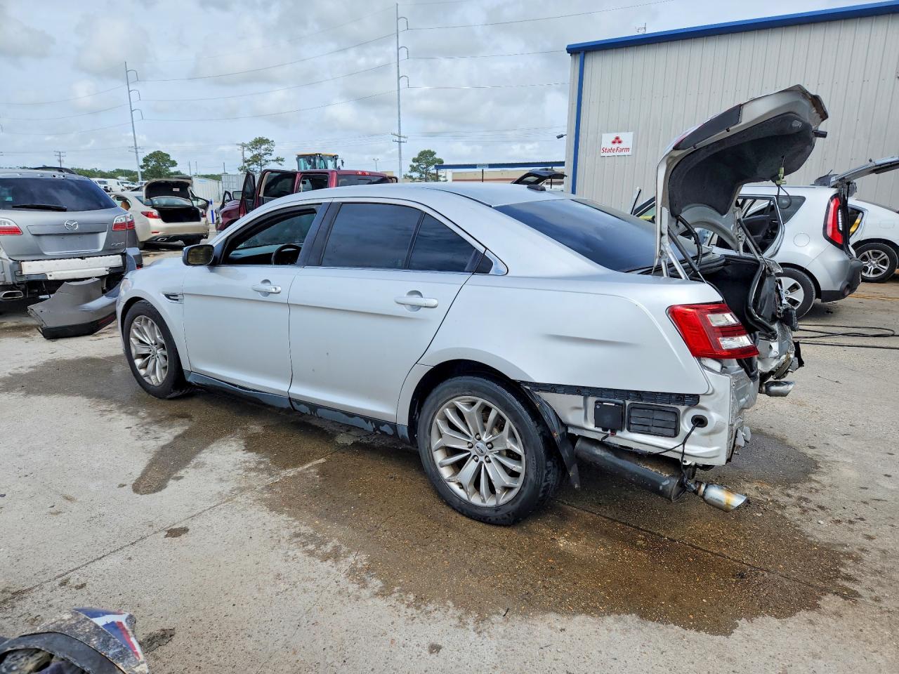 2013 Ford Taurus Limited Silver vin: 1FAHP2F82DG217107