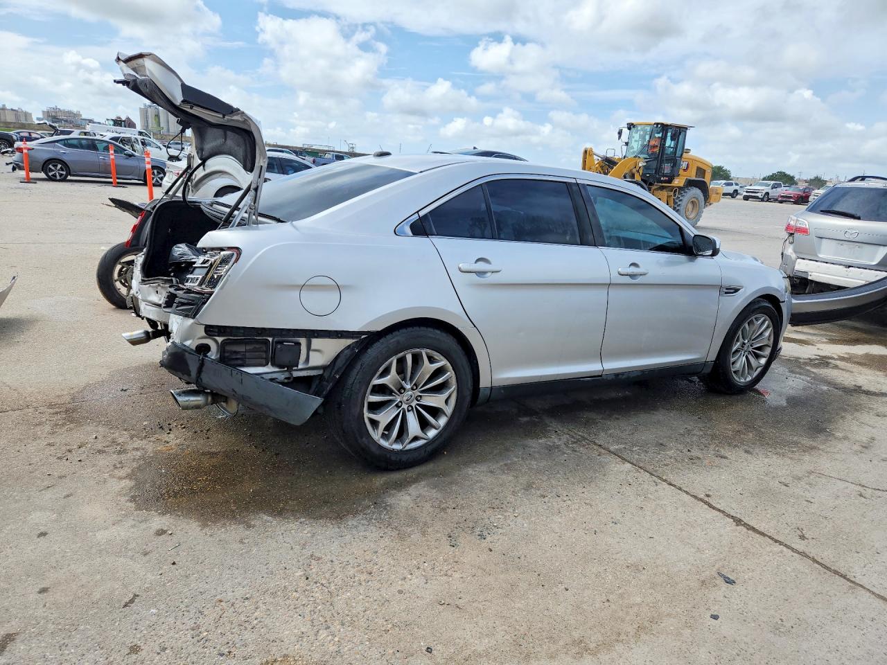 2013 Ford Taurus Limited Silver vin: 1FAHP2F82DG217107