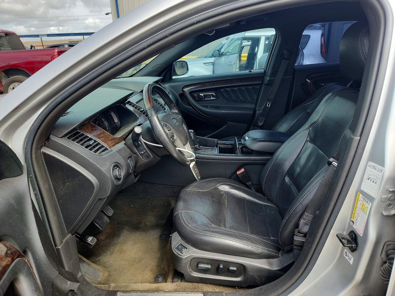 2013 Ford Taurus Limited Silver vin: 1FAHP2F82DG217107