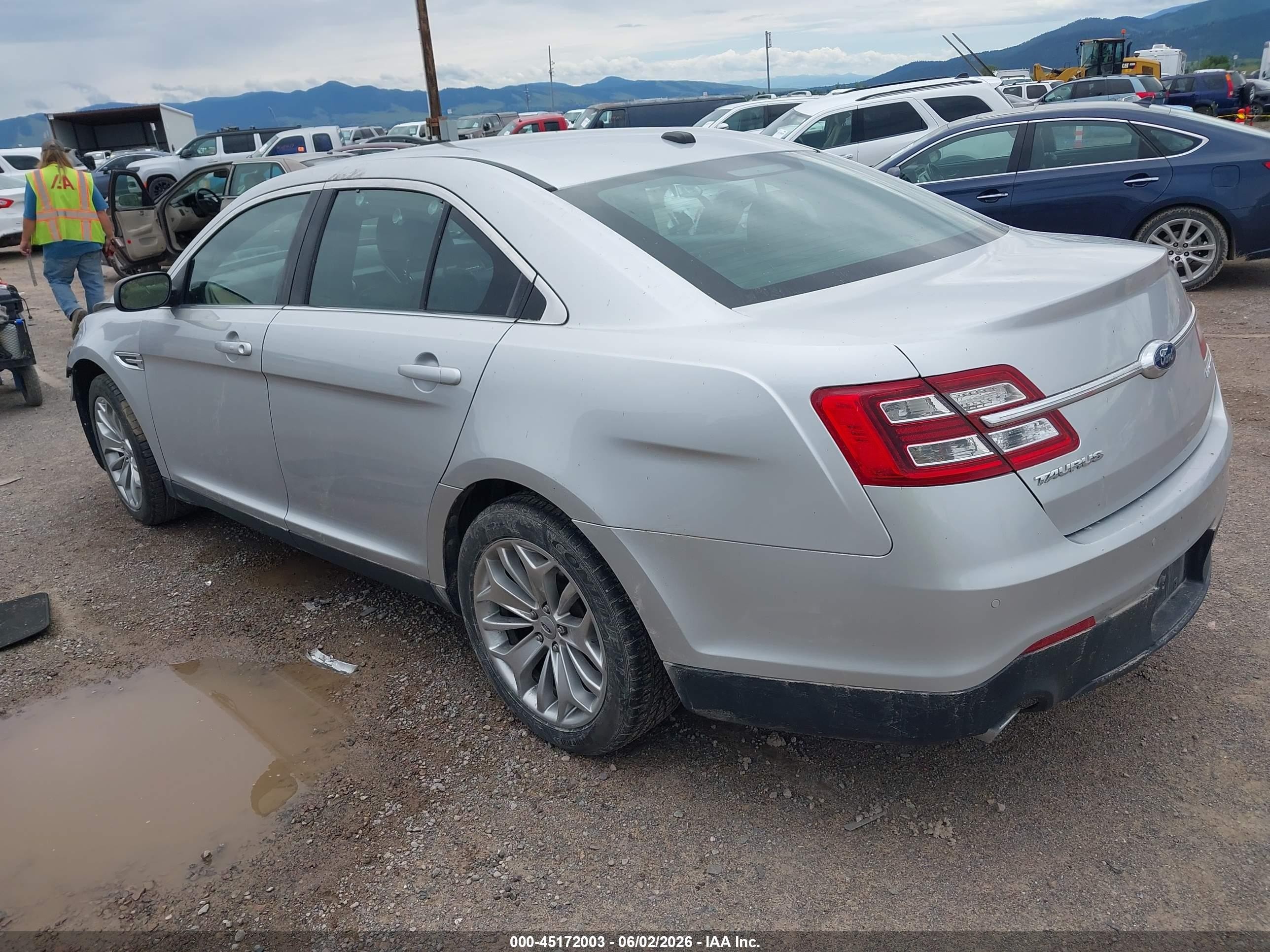 2013 Ford Taurus Limited Silver vin: 1FAHP2F82DG232920
