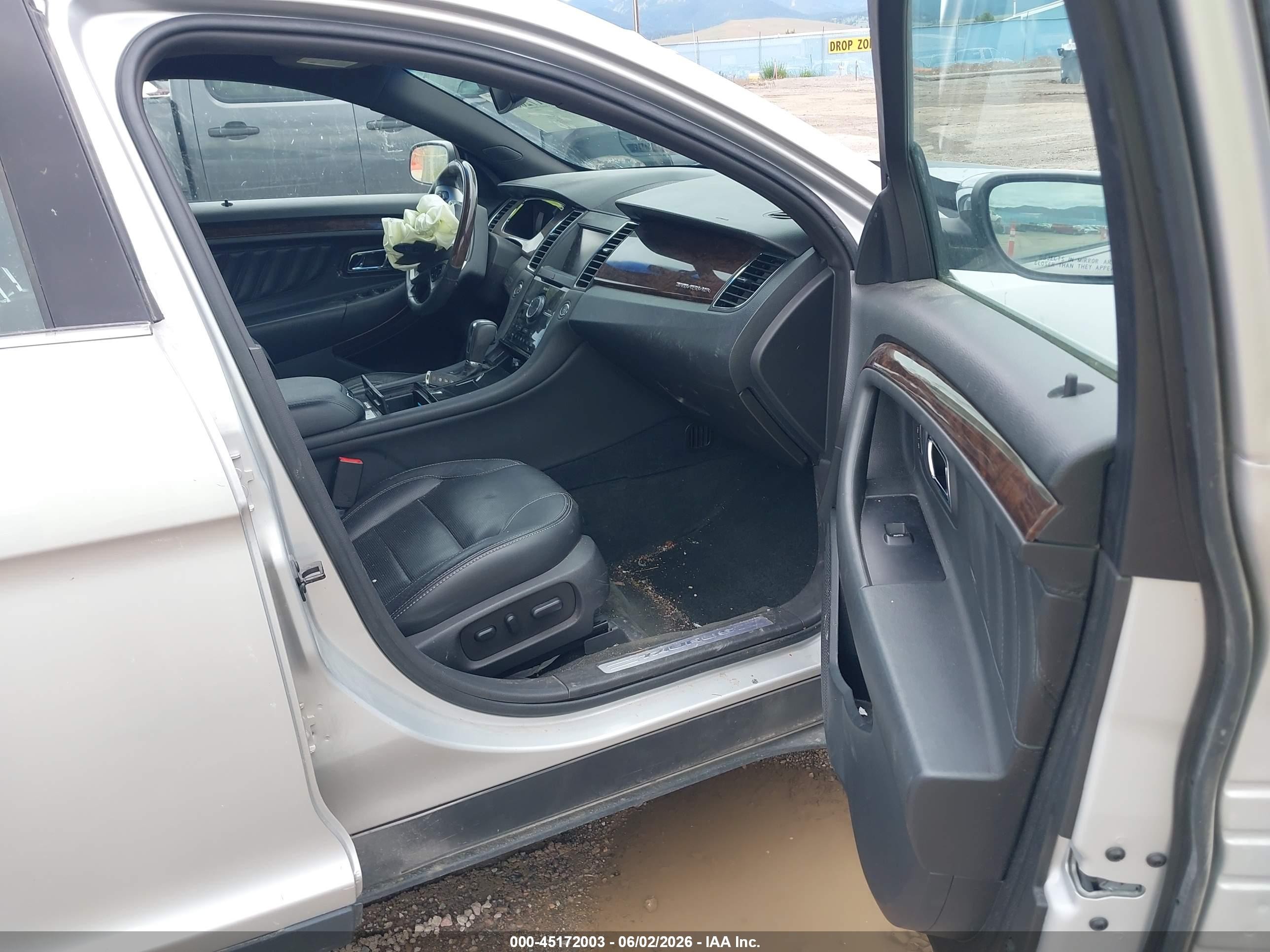 2013 Ford Taurus Limited Silver vin: 1FAHP2F82DG232920