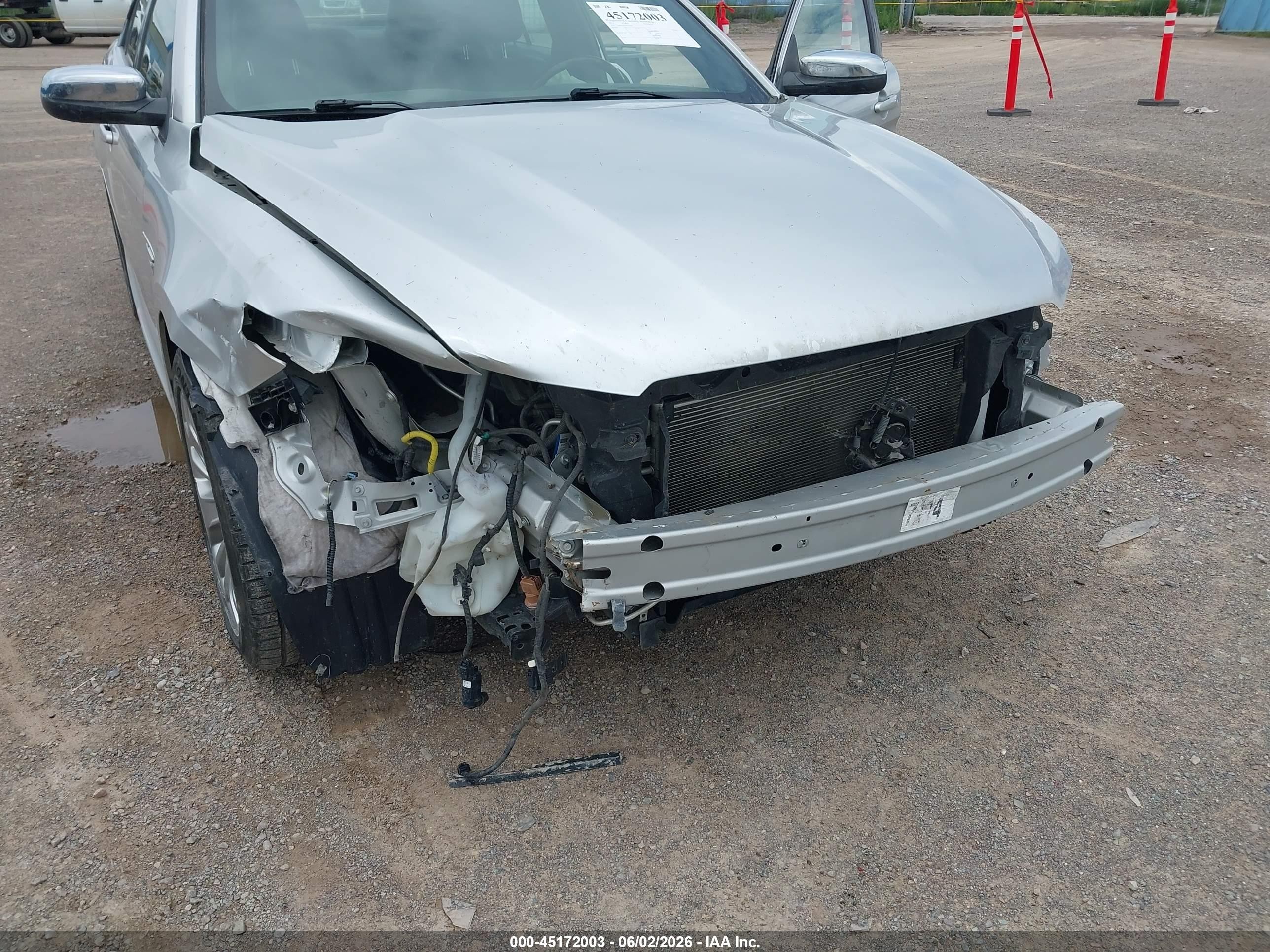 2013 Ford Taurus Limited Silver vin: 1FAHP2F82DG232920