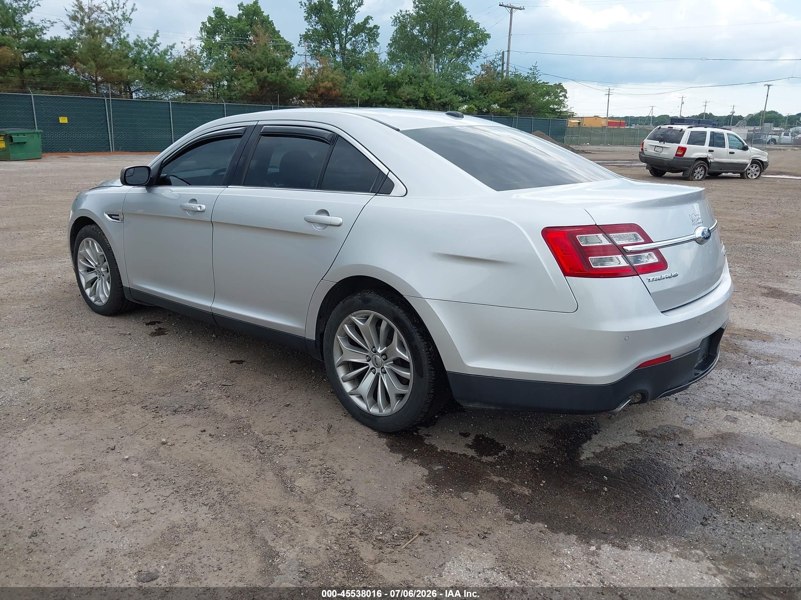 2014 Ford Taurus Limited Silver vin: 1FAHP2F82EG104775