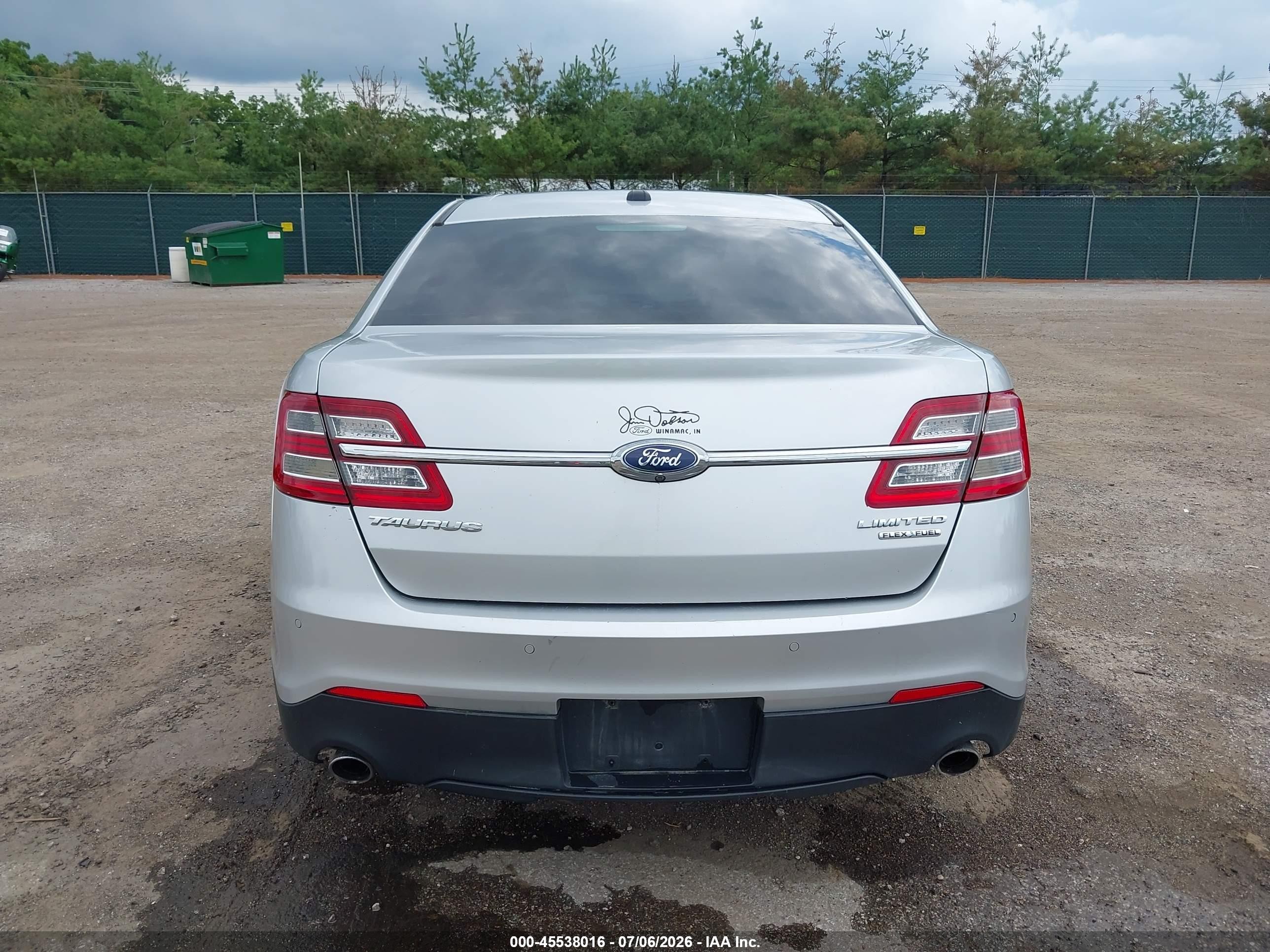 2014 Ford Taurus Limited Silver vin: 1FAHP2F82EG104775
