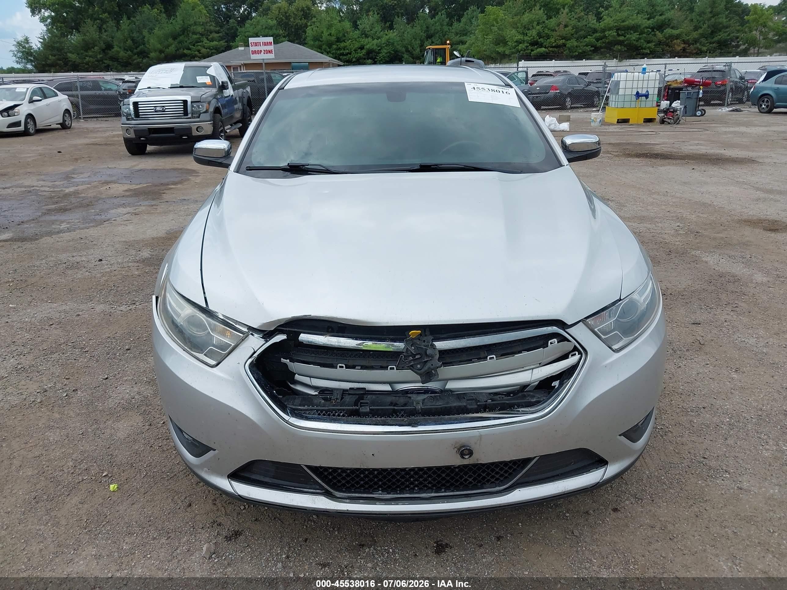 2014 Ford Taurus Limited Silver vin: 1FAHP2F82EG104775
