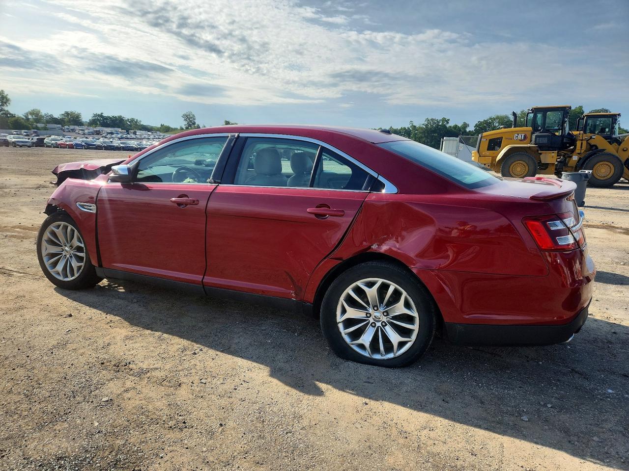 2014 Ford Taurus Limited Red vin: 1FAHP2F82EG147691