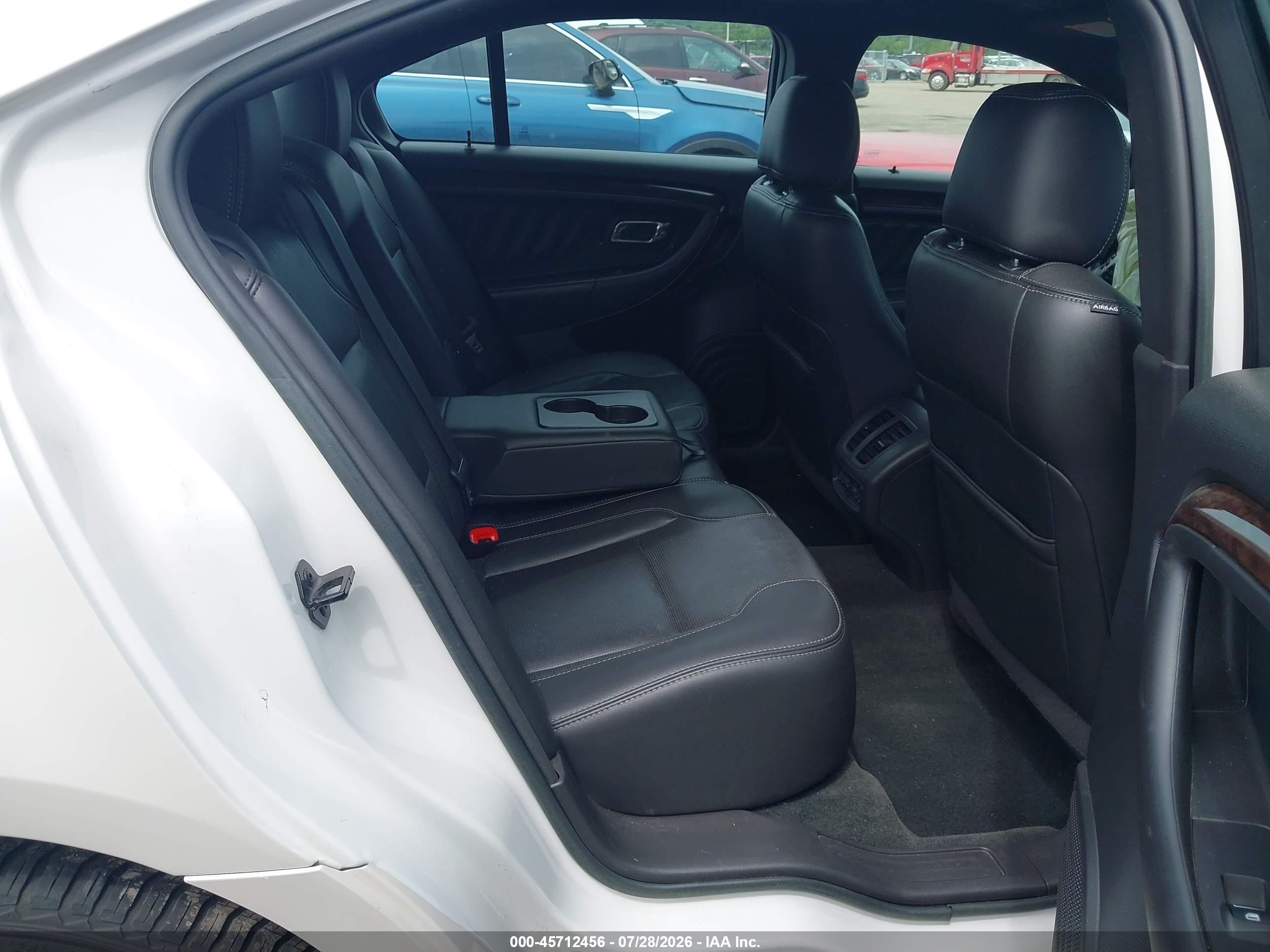 2014 Ford Taurus Limited White vin: 1FAHP2F82EG150199