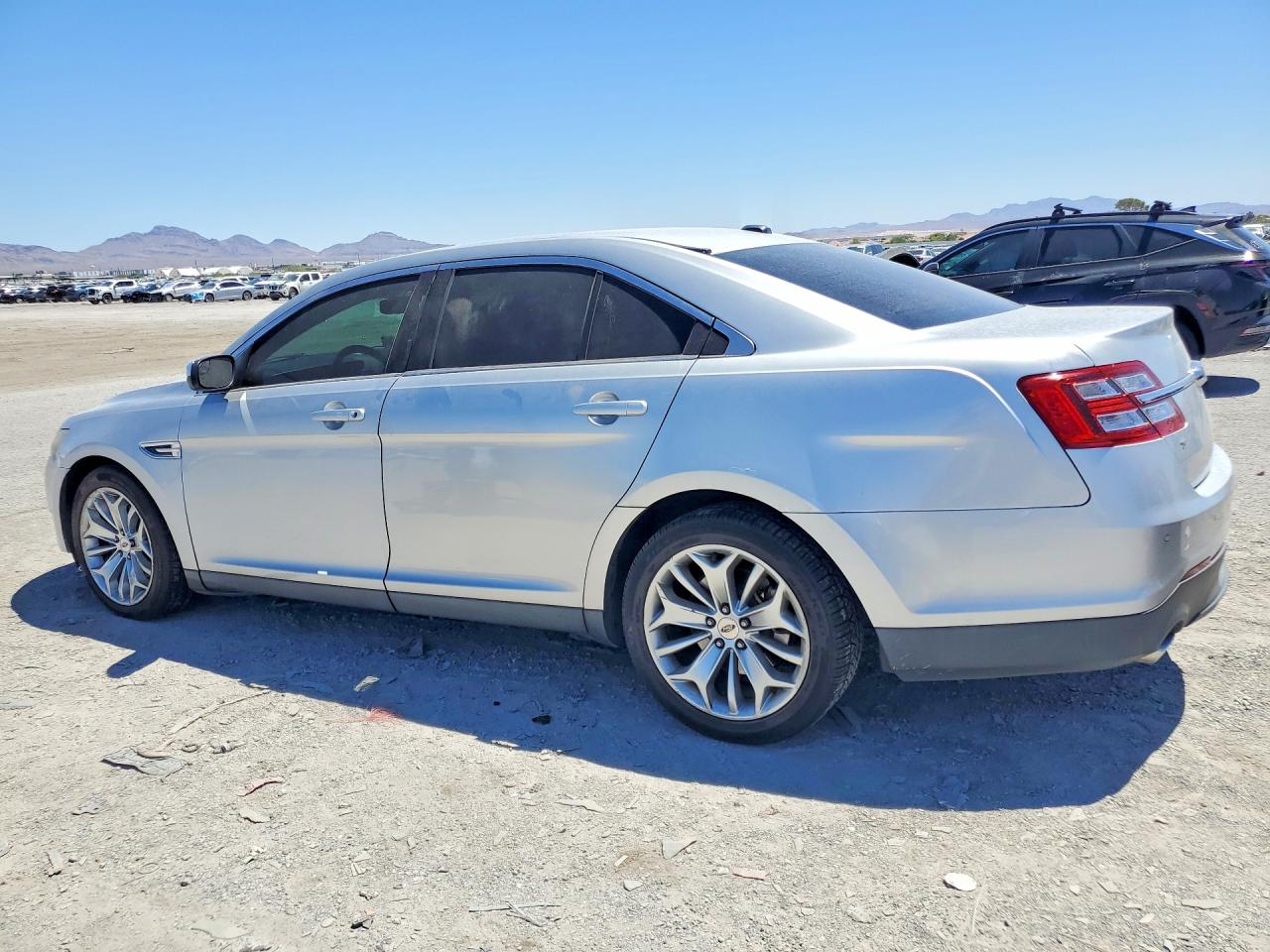 2015 Ford Taurus Limited Silver vin: 1FAHP2F82FG110268