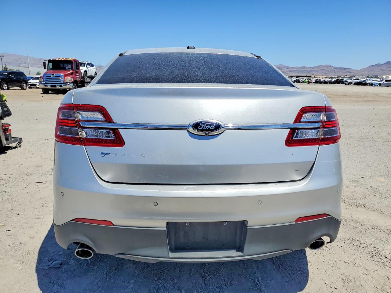 2015 Ford Taurus Limited Silver vin: 1FAHP2F82FG110268