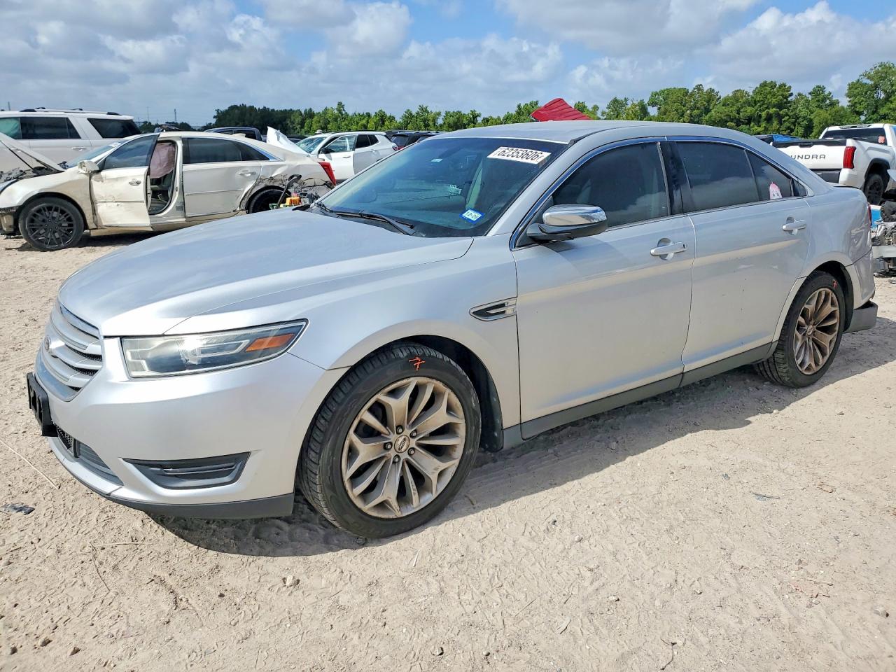 2015 Ford Taurus Limited Silver vin: 1FAHP2F82FG110870