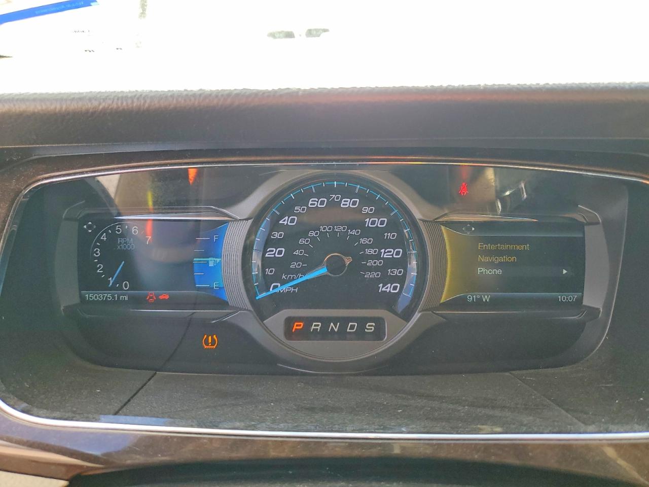 2015 Ford Taurus Limited Серебряный vin: 1FAHP2F82FG110870