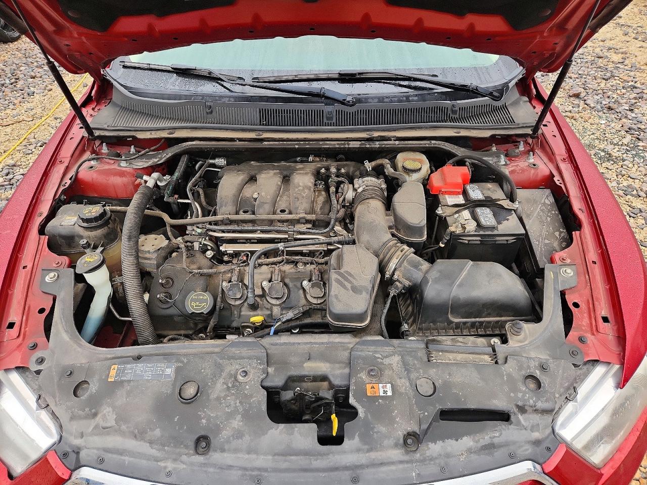 2015 Ford Taurus Limited Red vin: 1FAHP2F82FG148499