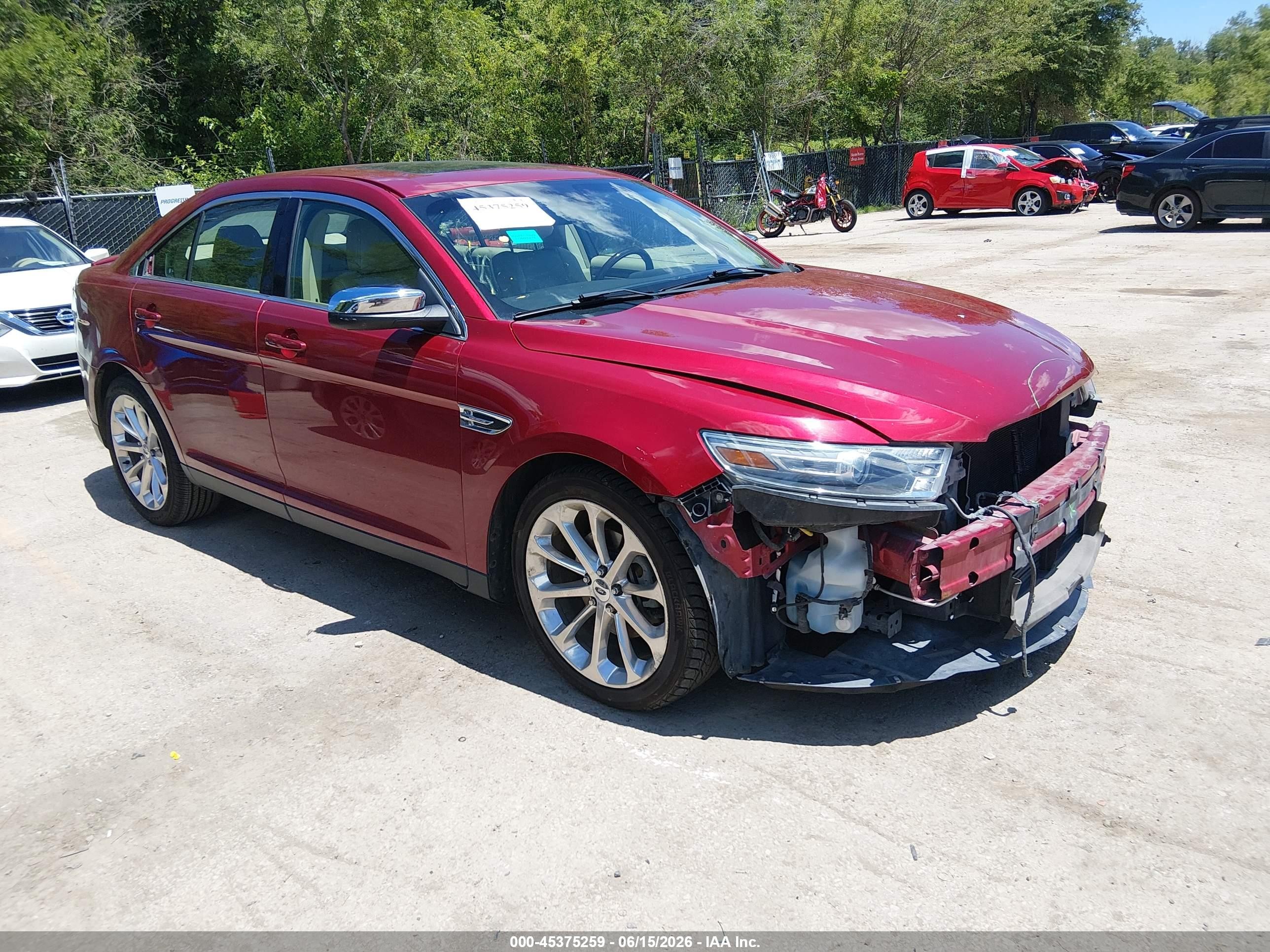 2013 Ford Taurus Limited Red vin: 1FAHP2F83DG120823