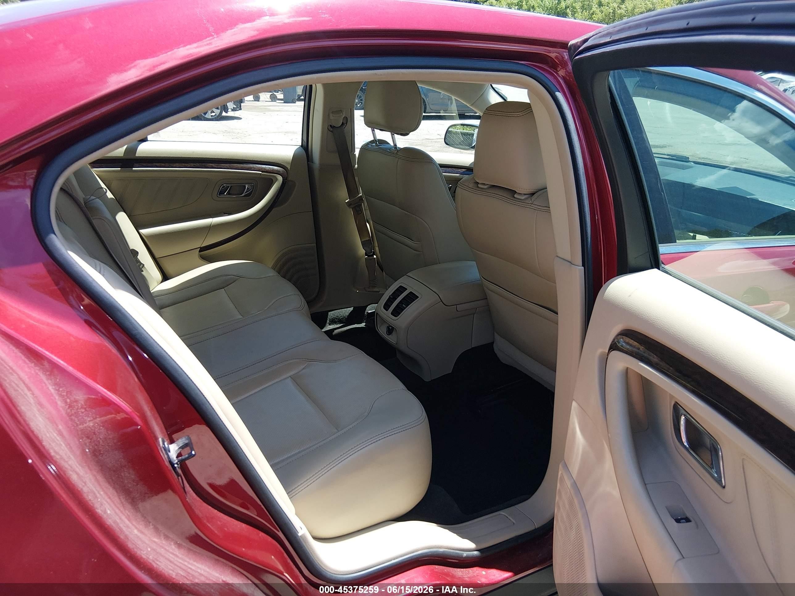 2013 Ford Taurus Limited Red vin: 1FAHP2F83DG120823