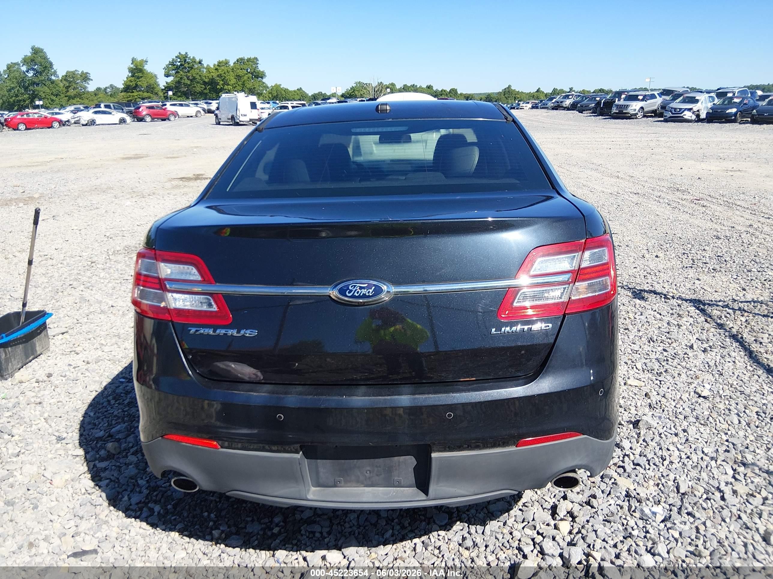 2013 Ford Taurus Limited Black vin: 1FAHP2F83DG154308
