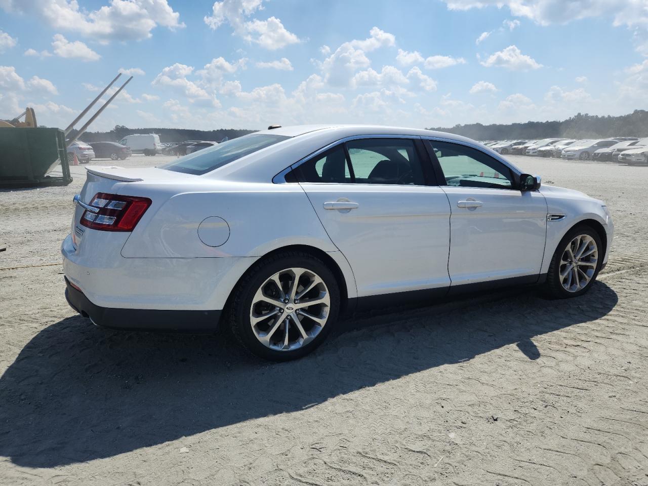 2013 Ford Taurus Limited White vin: 1FAHP2F83DG164143