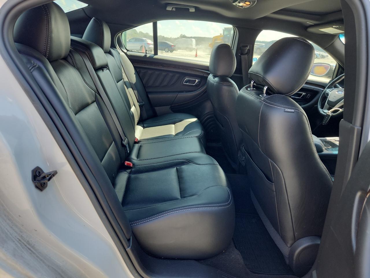 2013 Ford Taurus Limited White vin: 1FAHP2F83DG164143
