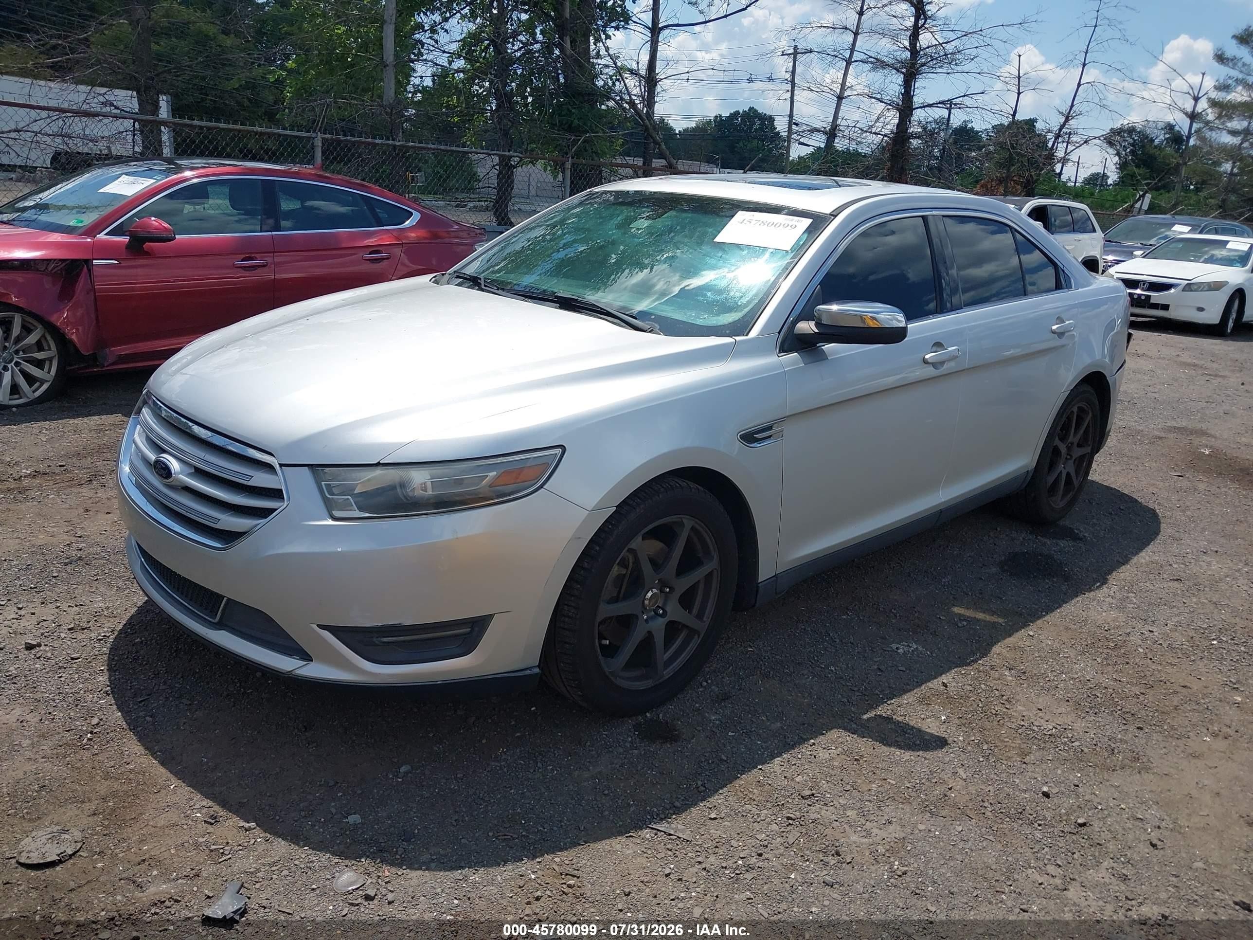 2013 Ford Taurus Limited Silver vin: 1FAHP2F83DG188300