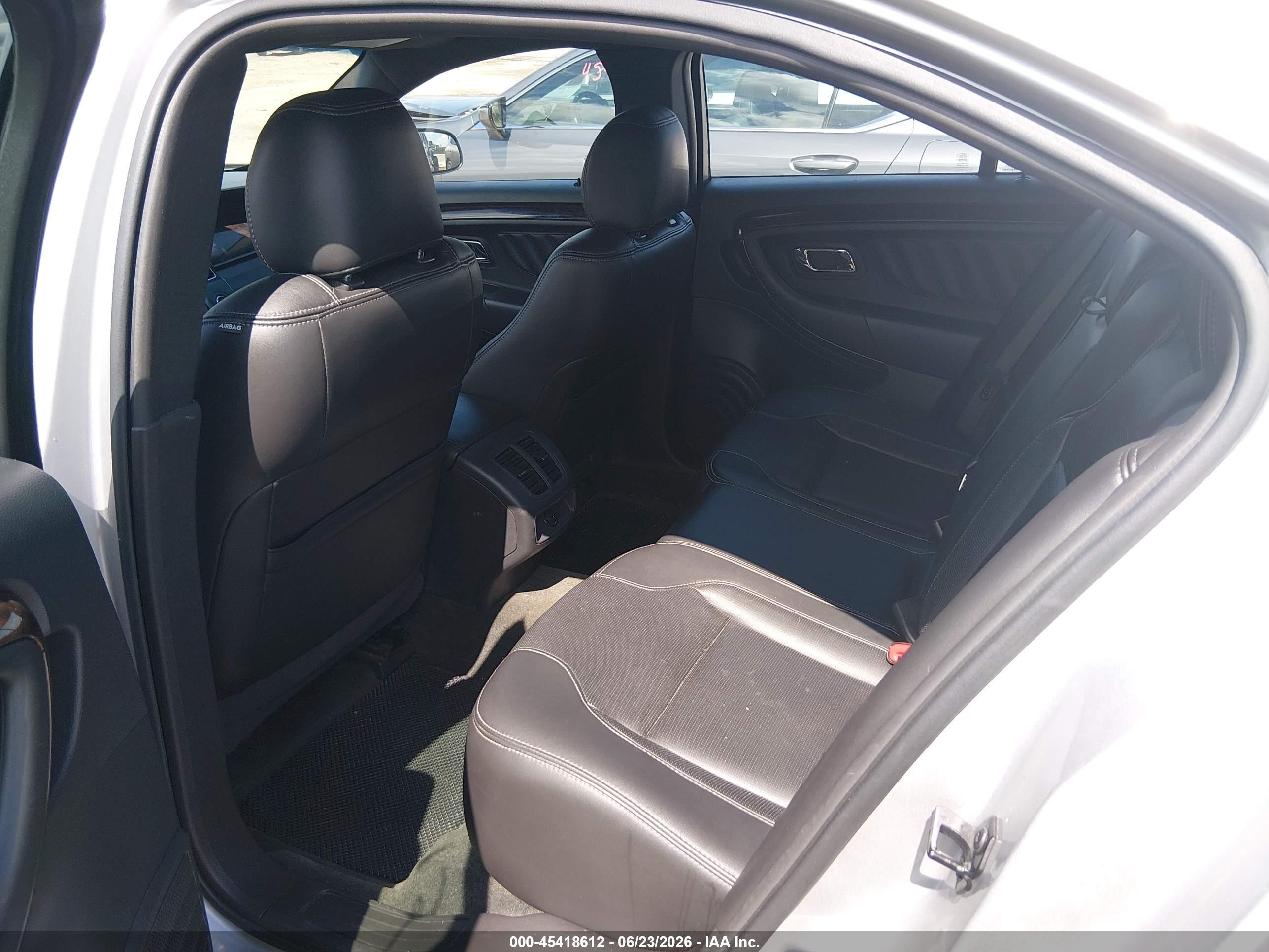 2013 Ford Taurus Limited Silver vin: 1FAHP2F83DG231095