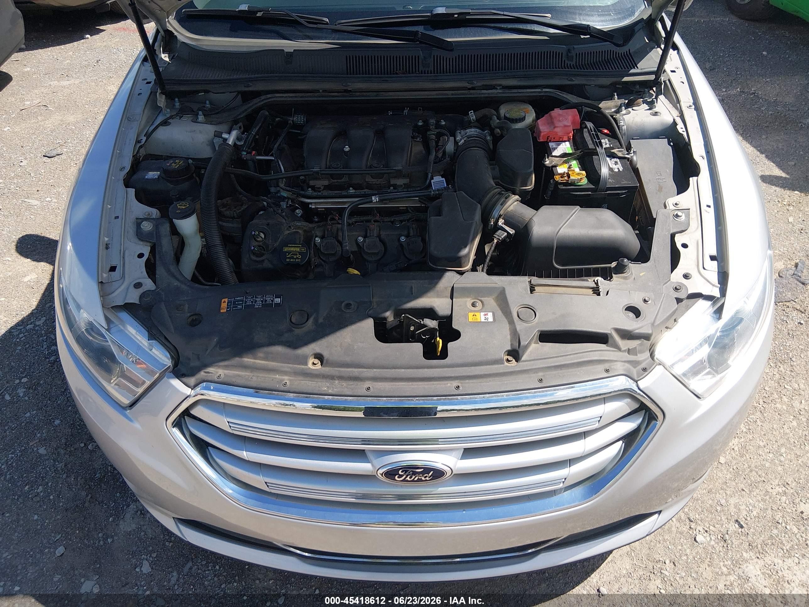 2013 Ford Taurus Limited Silver vin: 1FAHP2F83DG231095