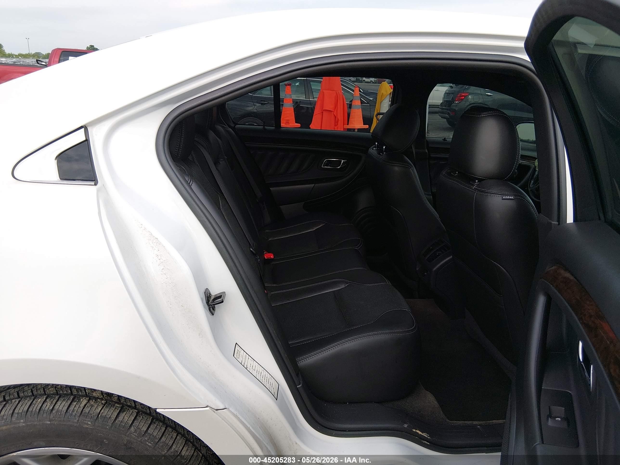 2013 Ford Taurus Limited White vin: 1FAHP2F83DG235115