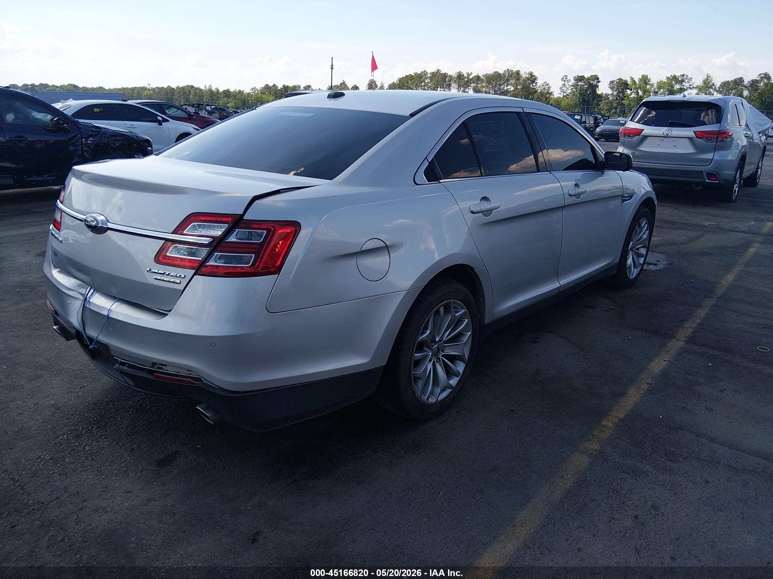 2014 Ford Taurus Limited Silver vin: 1FAHP2F83EG163513