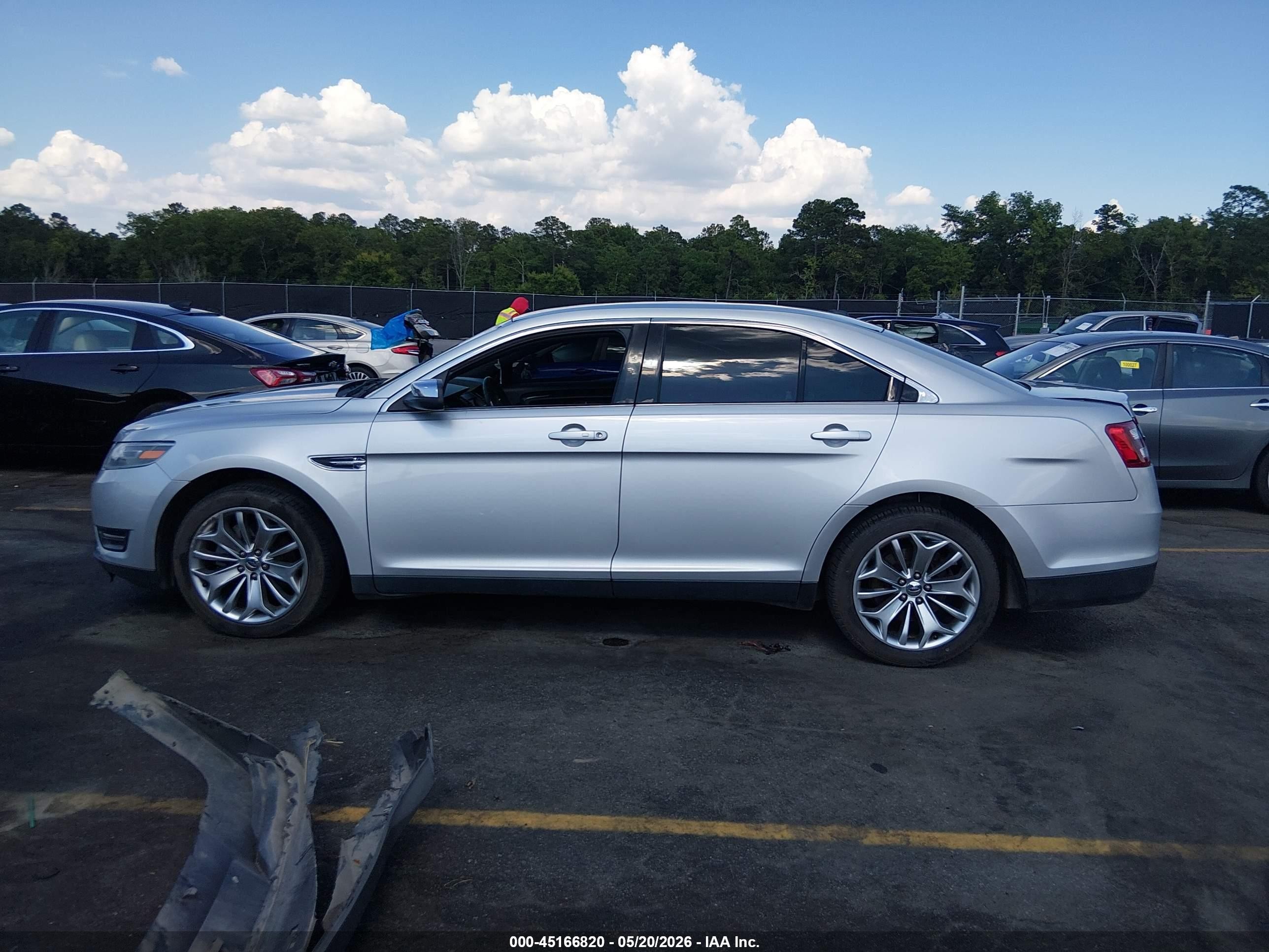 2014 Ford Taurus Limited Silver vin: 1FAHP2F83EG163513