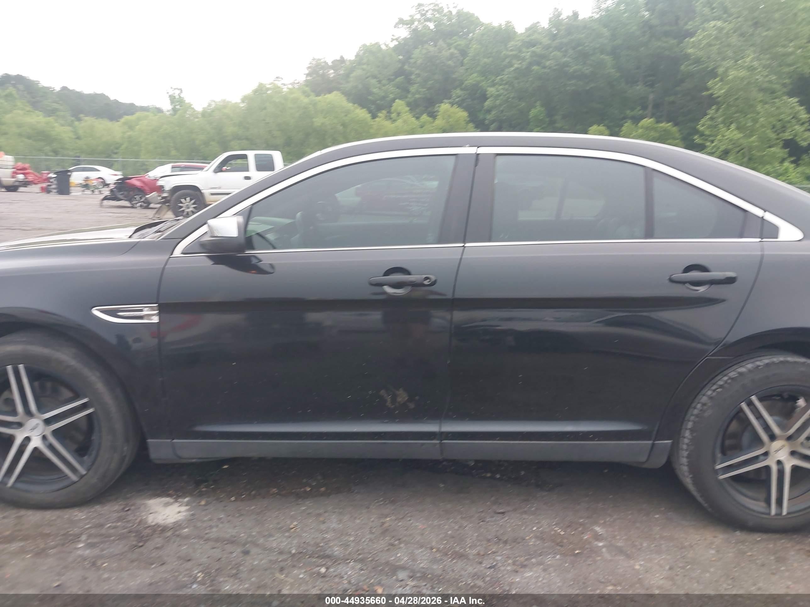 2014 Ford Taurus Limited Черный vin: 1FAHP2F83EG179386