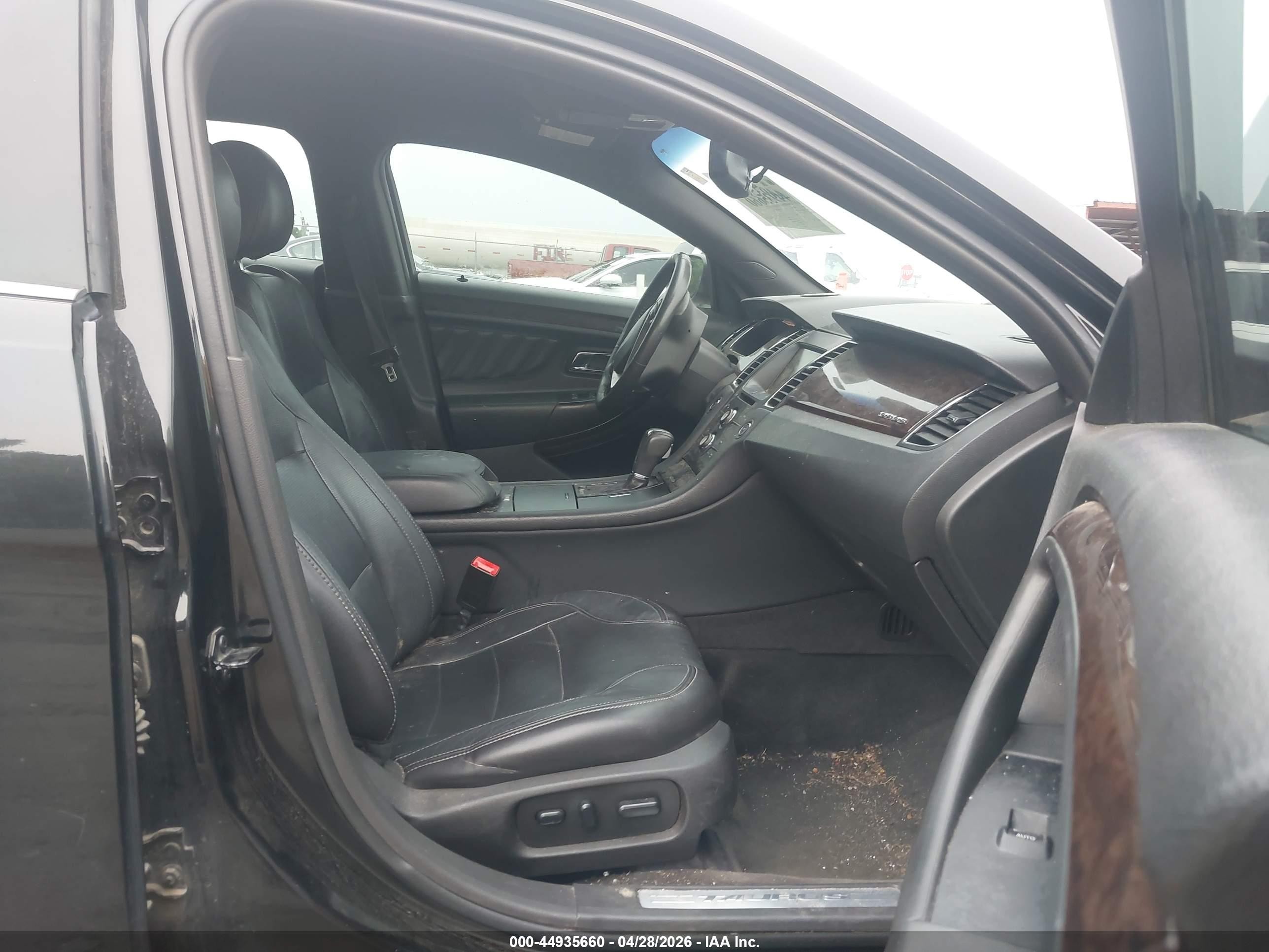 2014 Ford Taurus Limited Черный vin: 1FAHP2F83EG179386