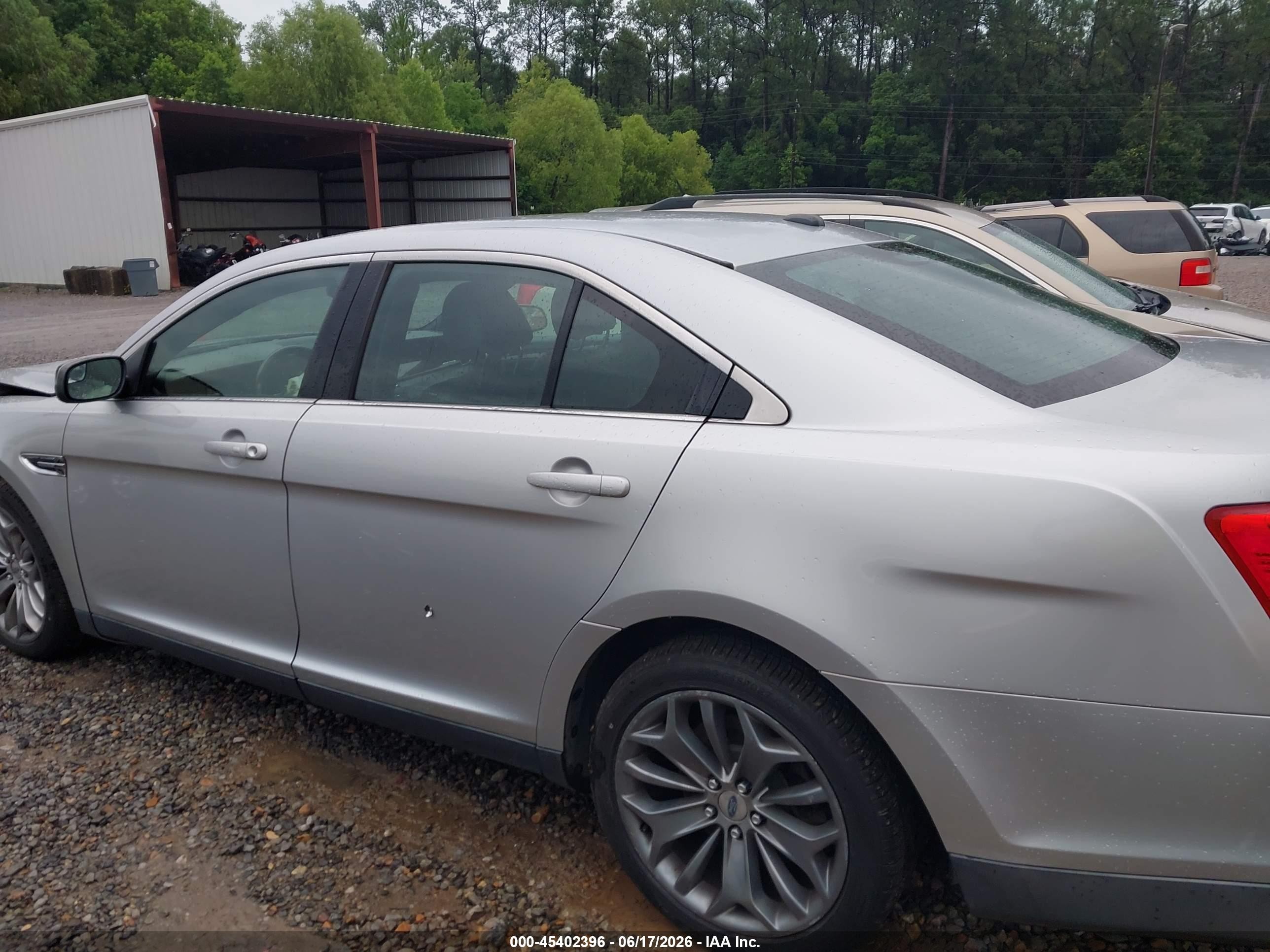 2015 Ford Taurus Limited Silver vin: 1FAHP2F83FG168762