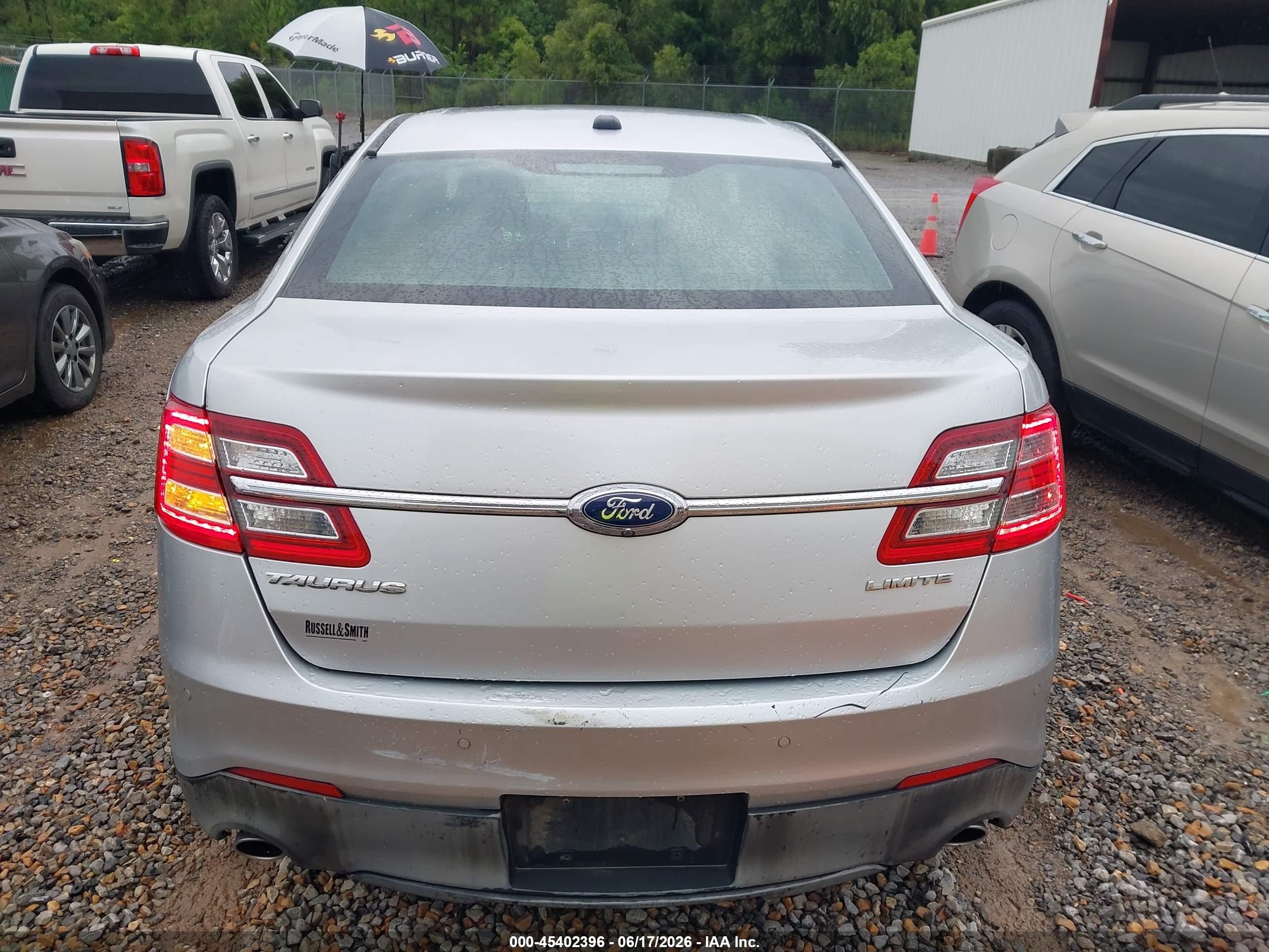 2015 Ford Taurus Limited Silver vin: 1FAHP2F83FG168762