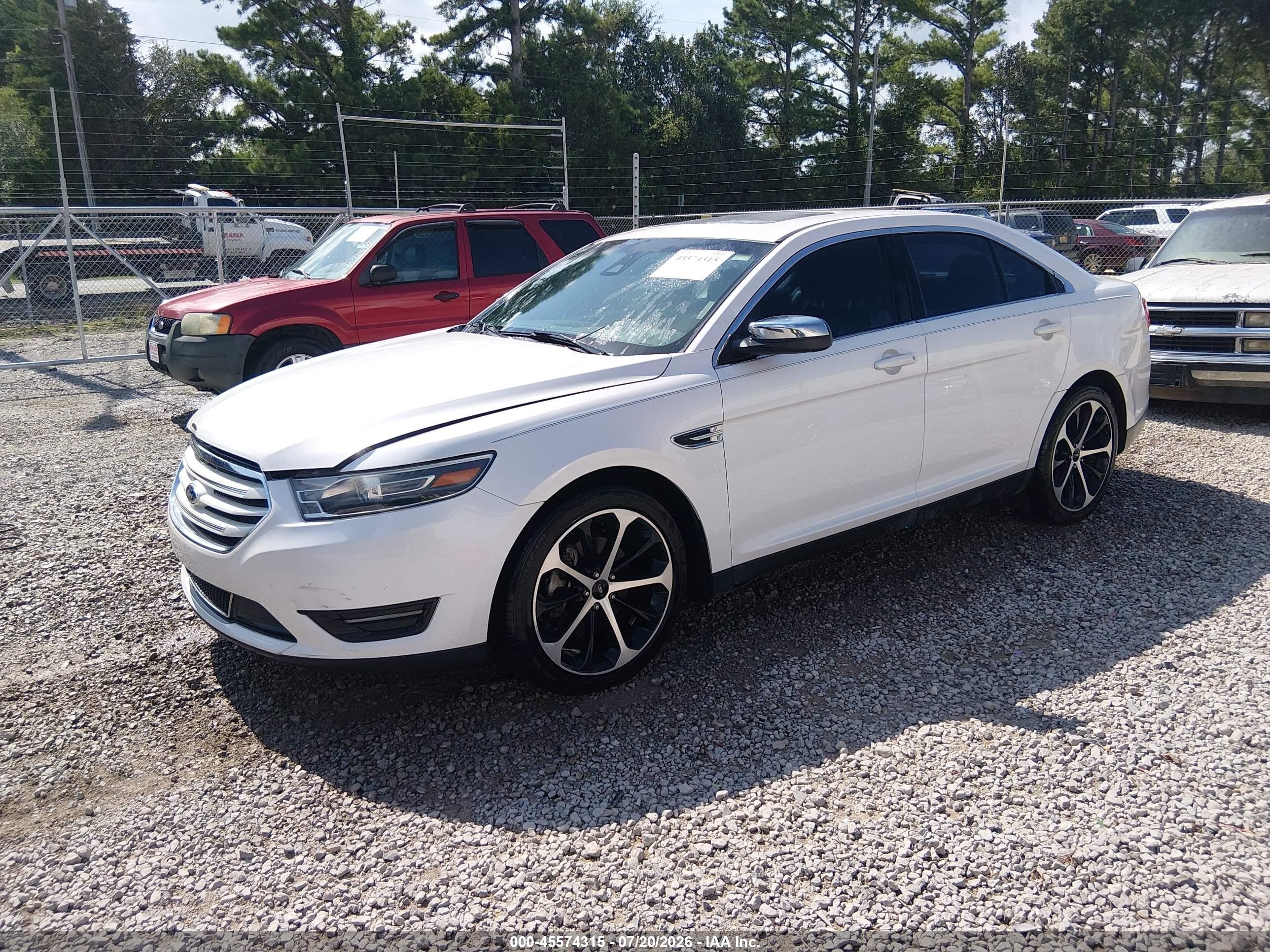 2015 Ford Taurus Limited Beige vin: 1FAHP2F83FG174237