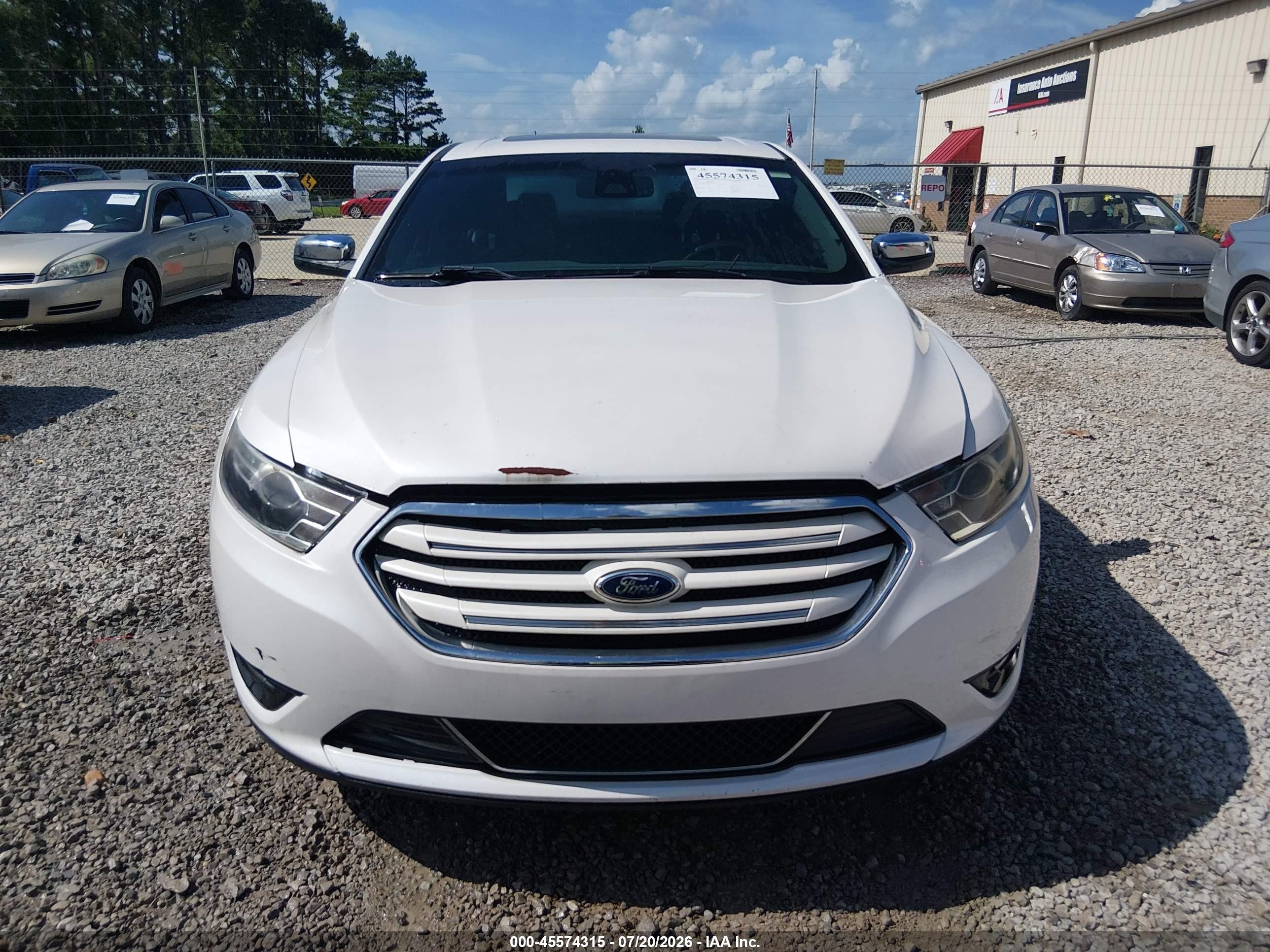 2015 Ford Taurus Limited Beige vin: 1FAHP2F83FG174237