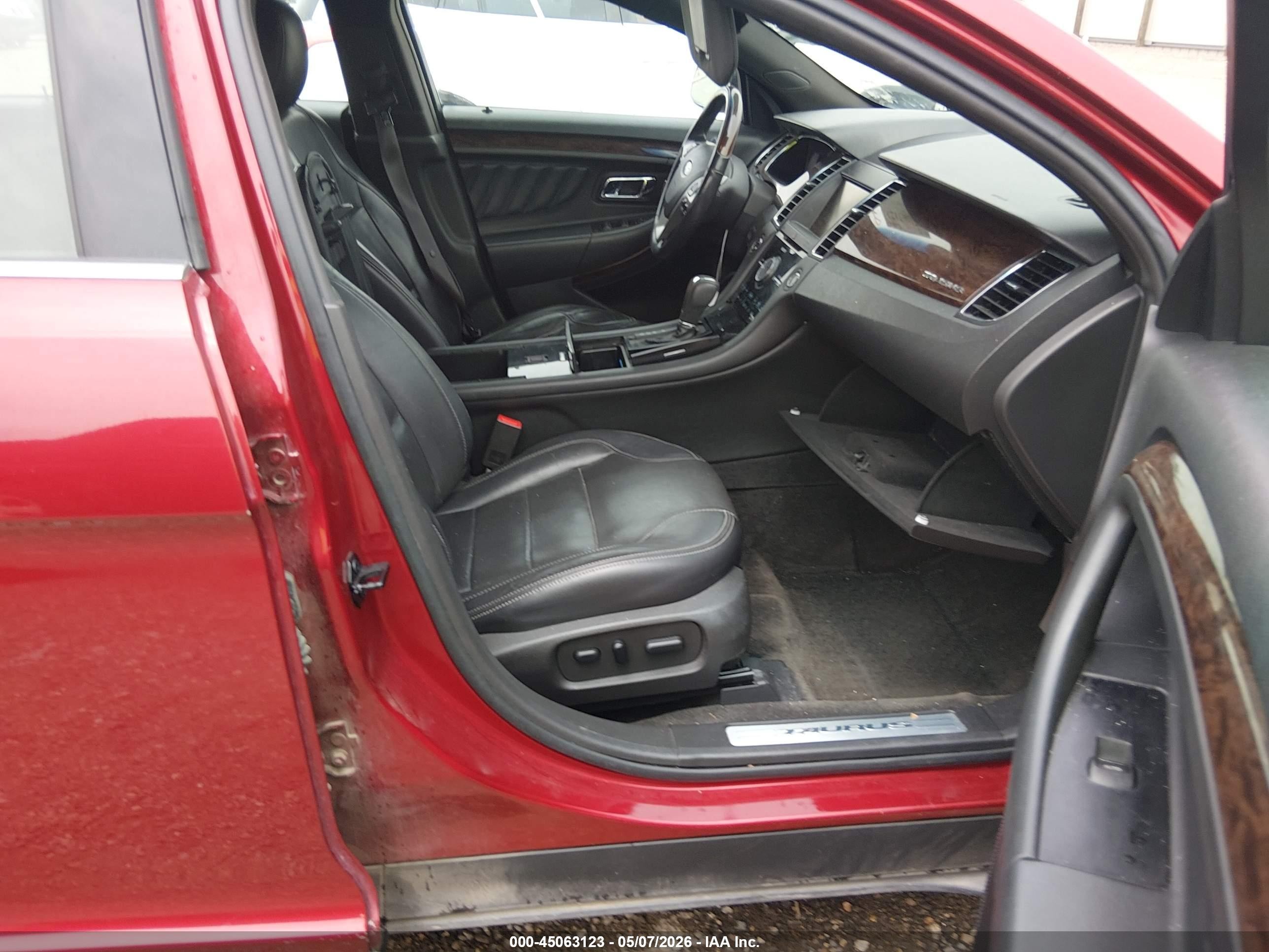 2013 Ford Taurus Limited Красный vin: 1FAHP2F84DG118286