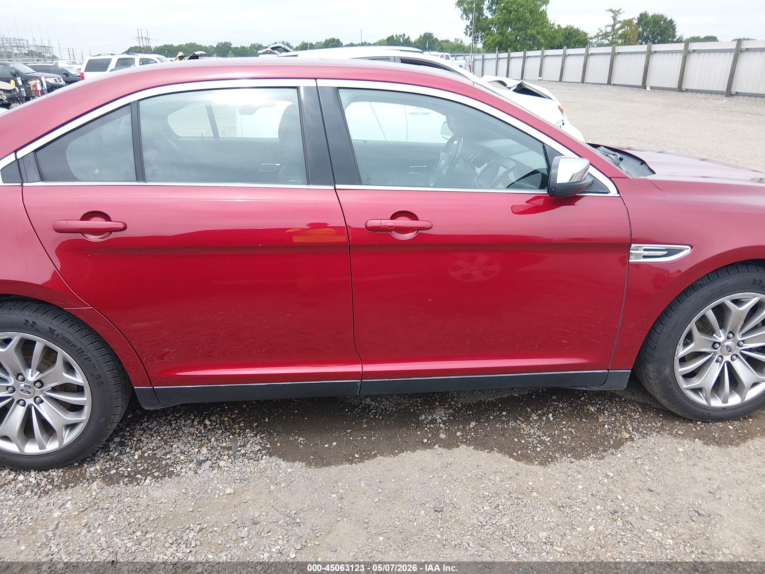 2013 Ford Taurus Limited Красный vin: 1FAHP2F84DG118286