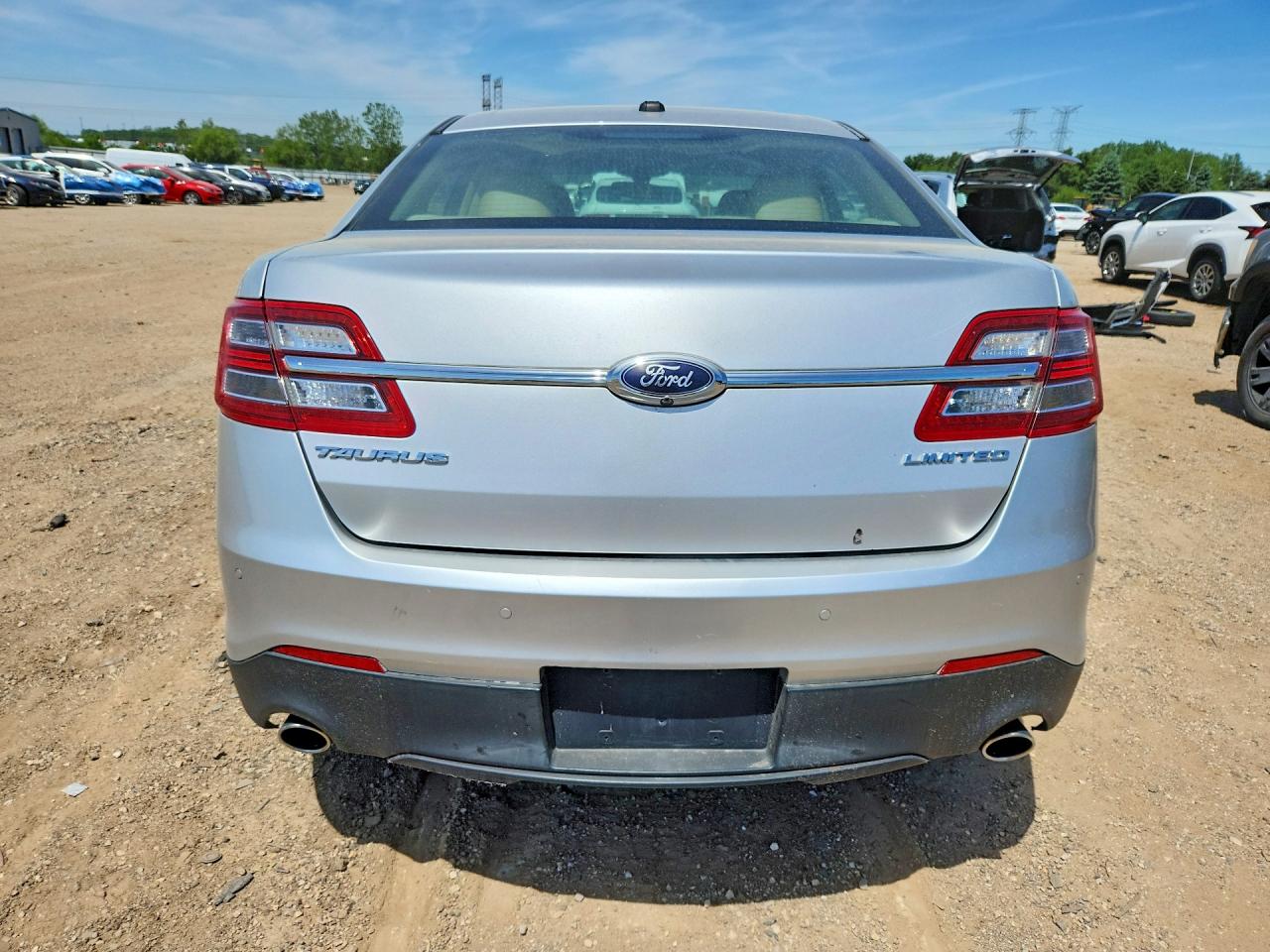 2013 Ford Taurus Limited Silver vin: 1FAHP2F84DG133337