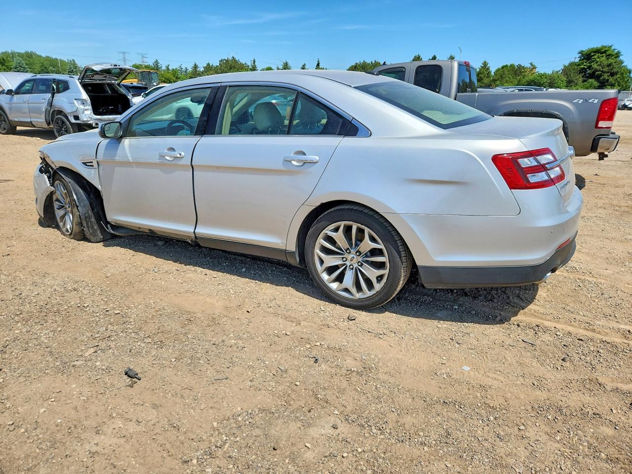 2013 Ford Taurus Limited Silver vin: 1FAHP2F84DG133337